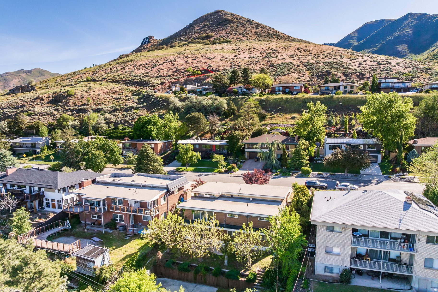 INDIAN ROCK - Residential