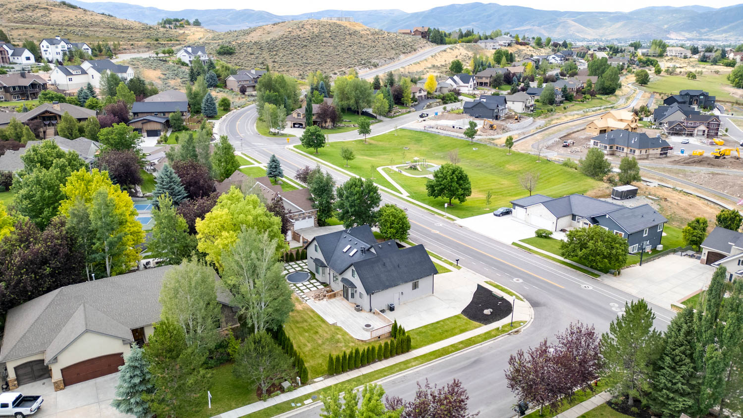 COVE AT VALLEY HILLS - Residential