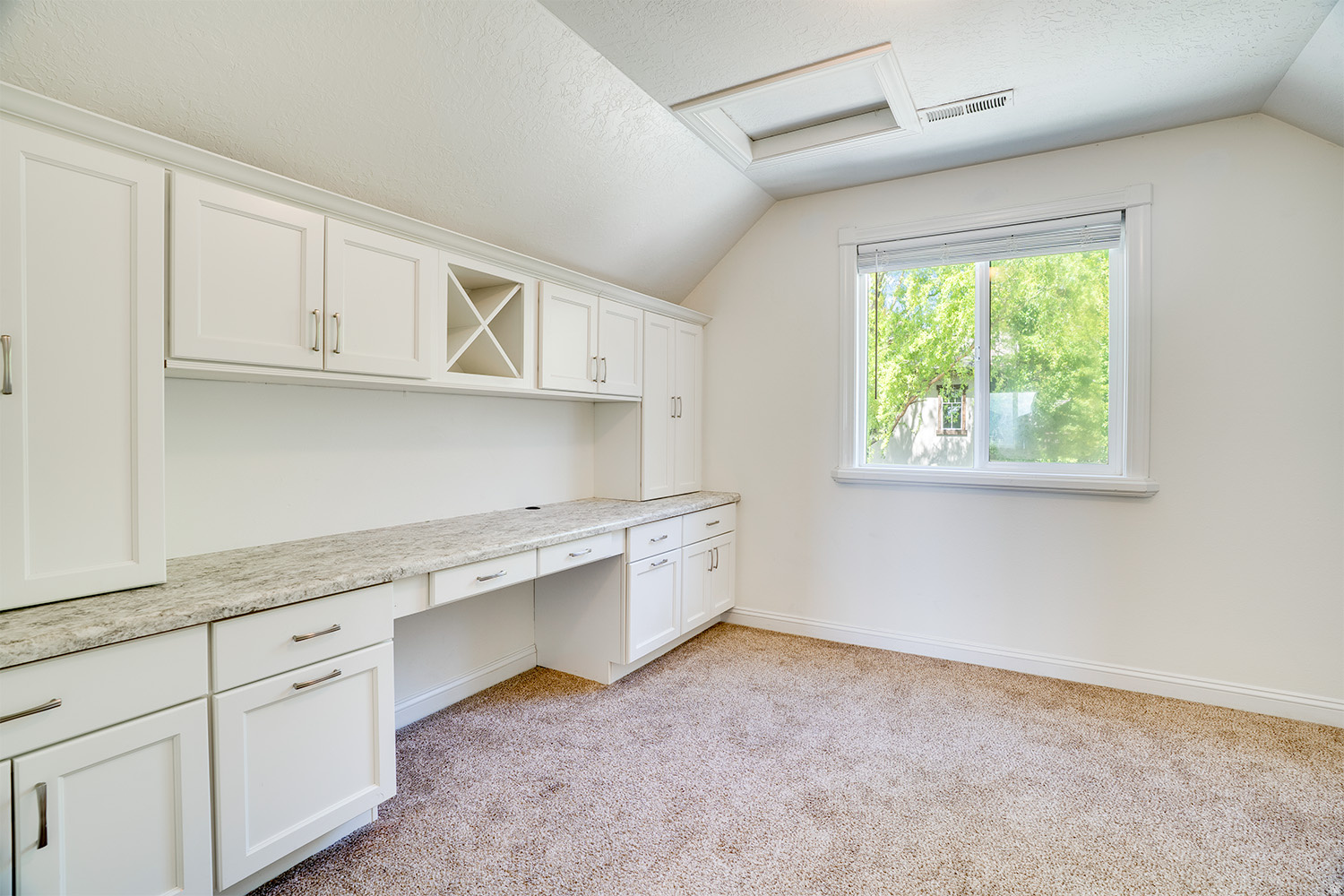 COVE AT VALLEY HILLS - Residential