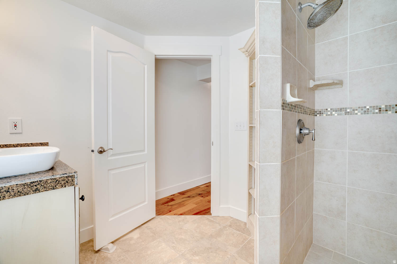 COVE AT VALLEY HILLS - Residential
