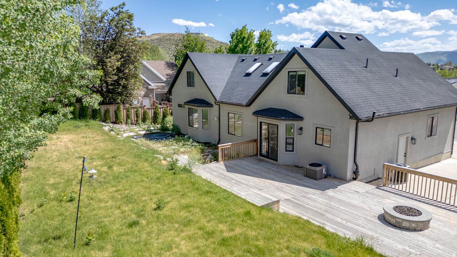 COVE AT VALLEY HILLS - Residential
