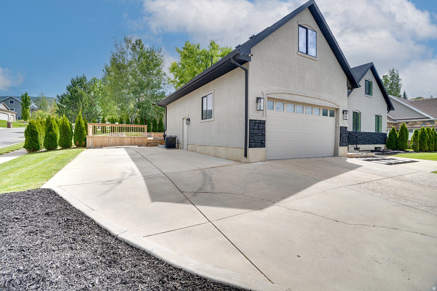 COVE AT VALLEY HILLS - Residential