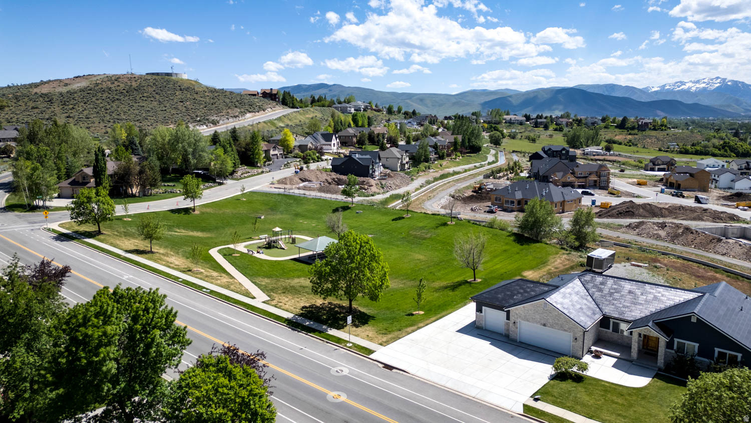 COVE AT VALLEY HILLS - Residential