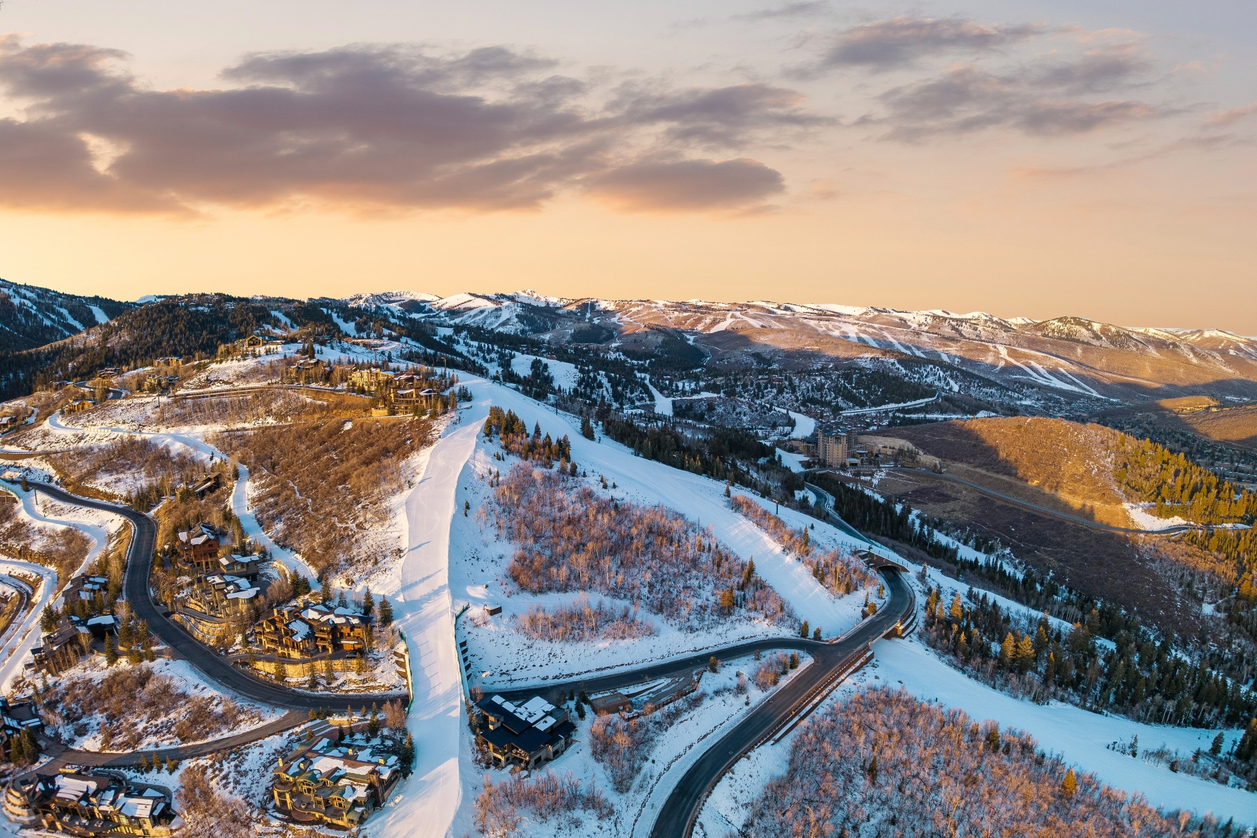 DEER CREST ESTATES - Land