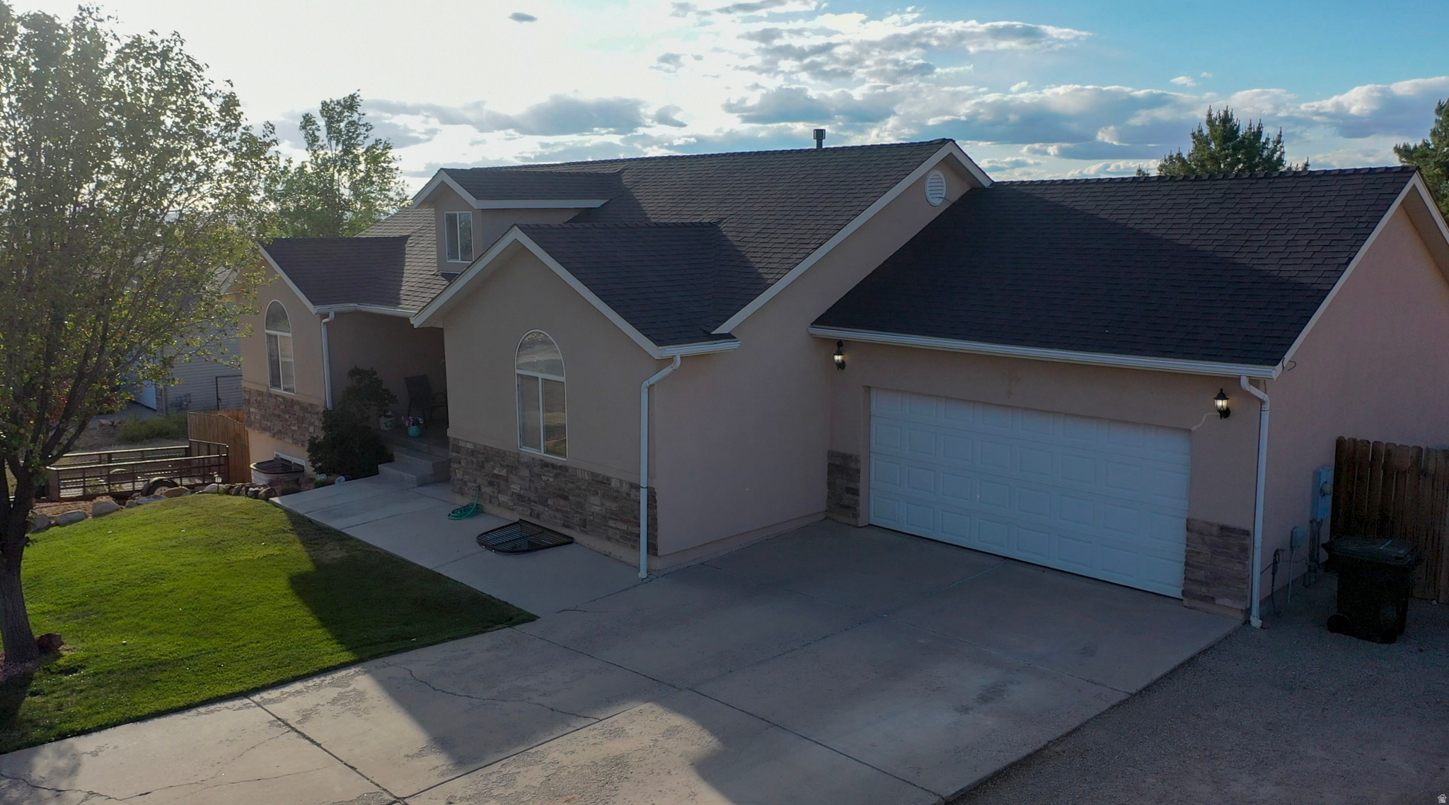 SADDLEBACK VIEWS SUBDIVISION - Residential