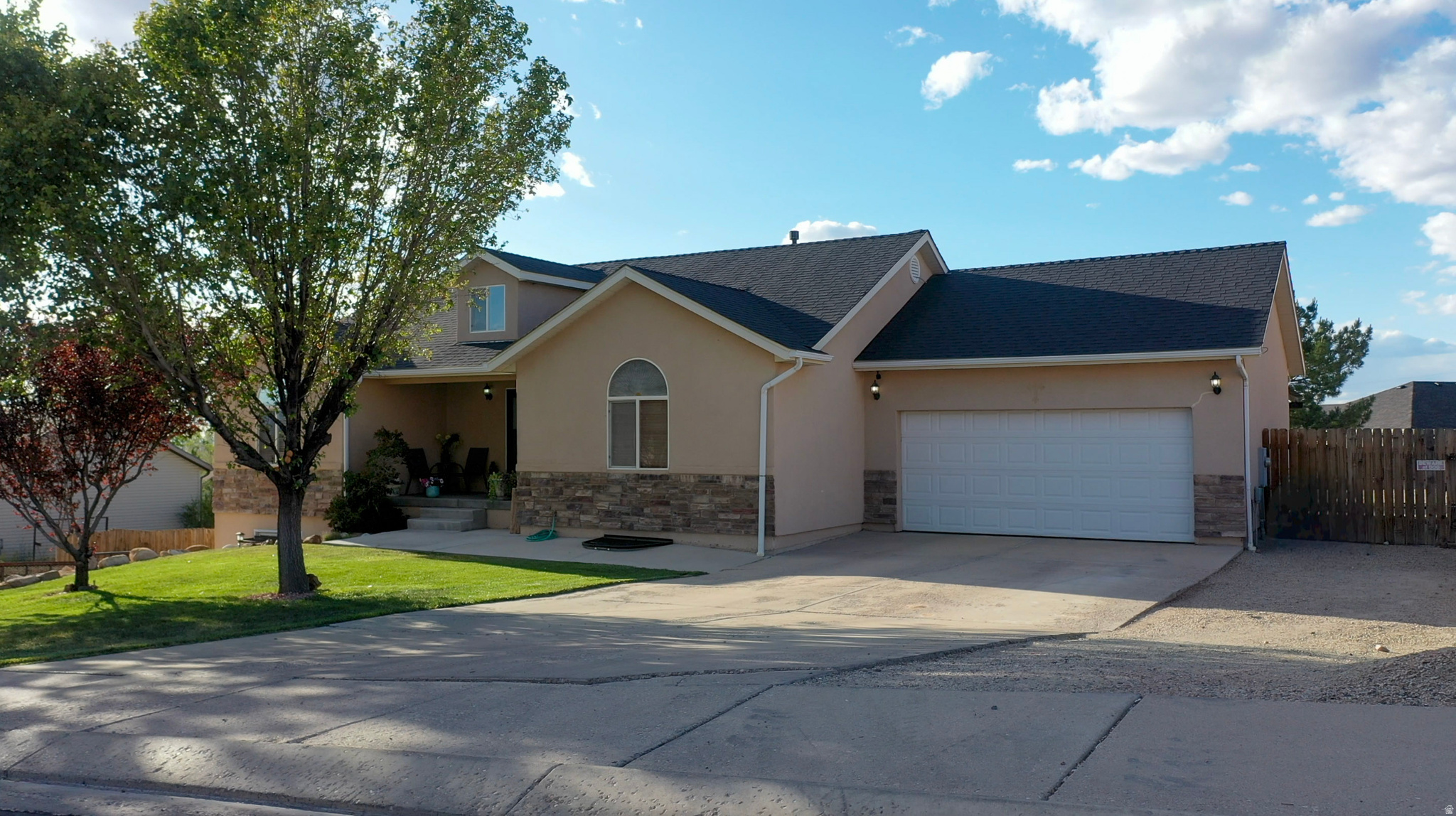 SADDLEBACK VIEWS SUBDIVISION - Residential