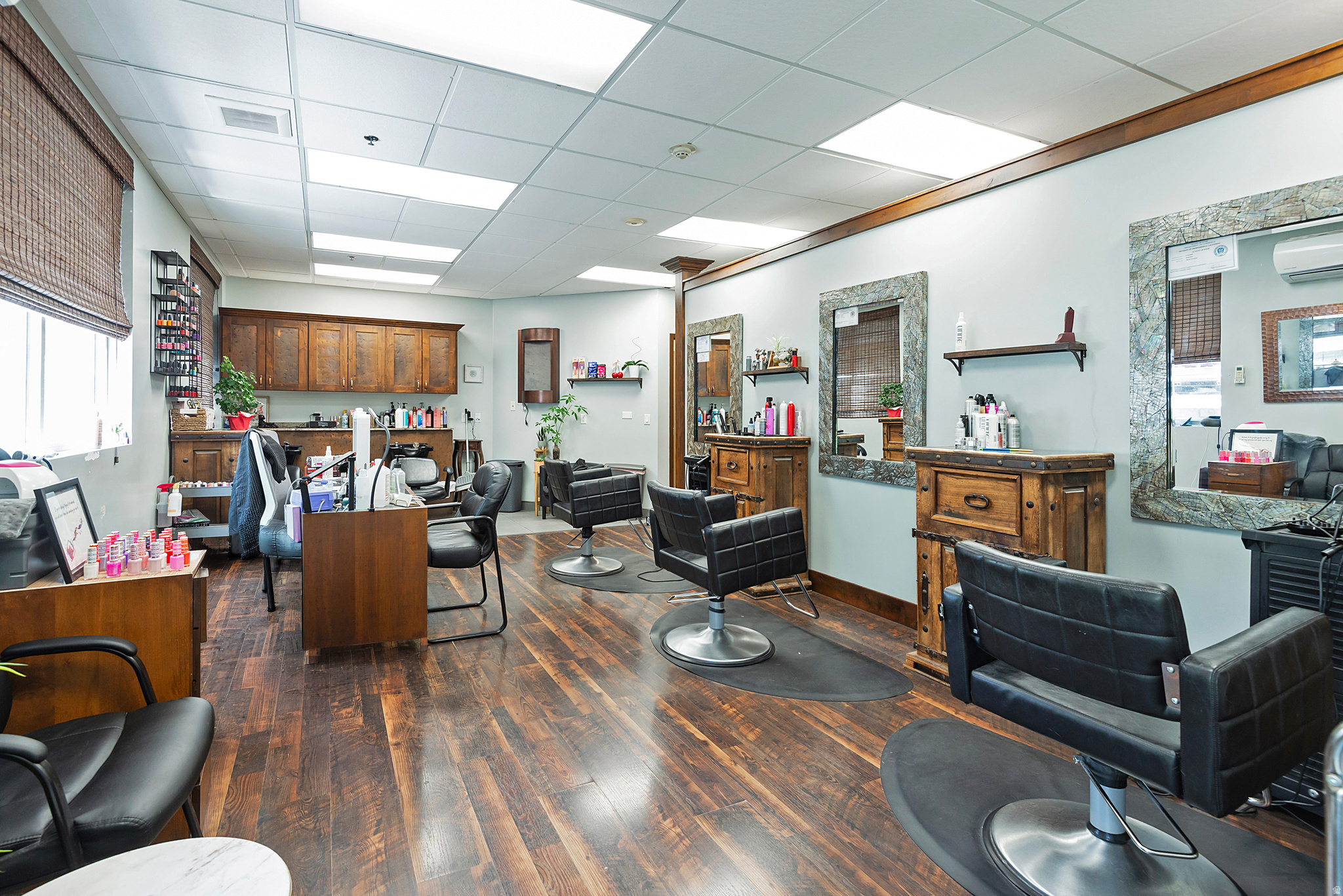 CREEK ROAD - Commercial Sale