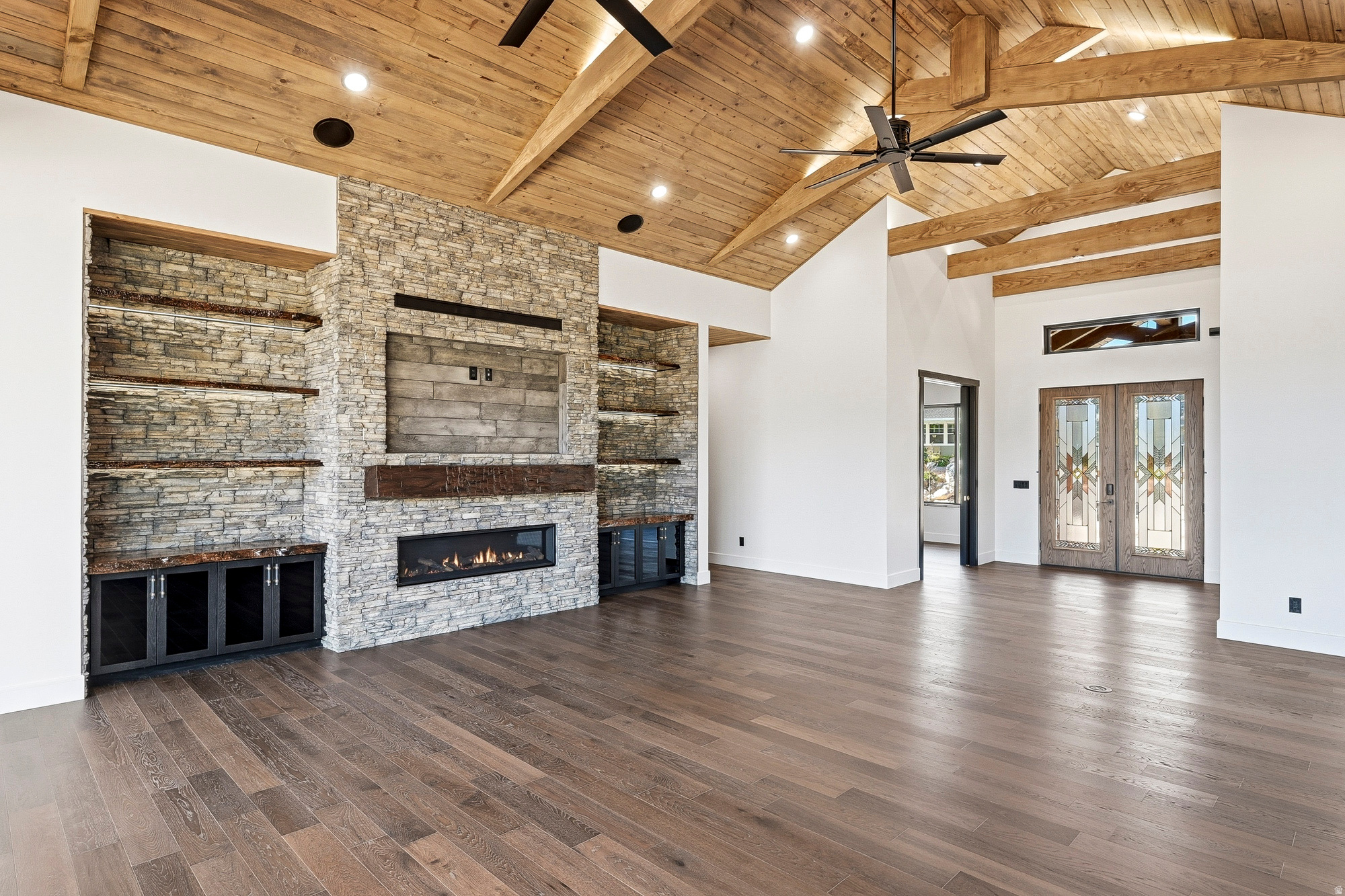 EAGLE RIDGE AT SOUTH MOUNTAIN - Residential