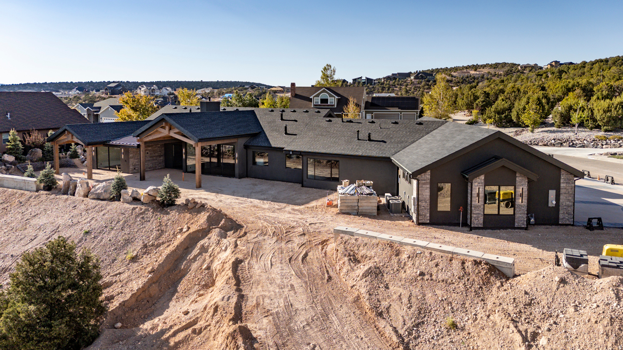EAGLE RIDGE AT SOUTH MOUNTAIN - Residential