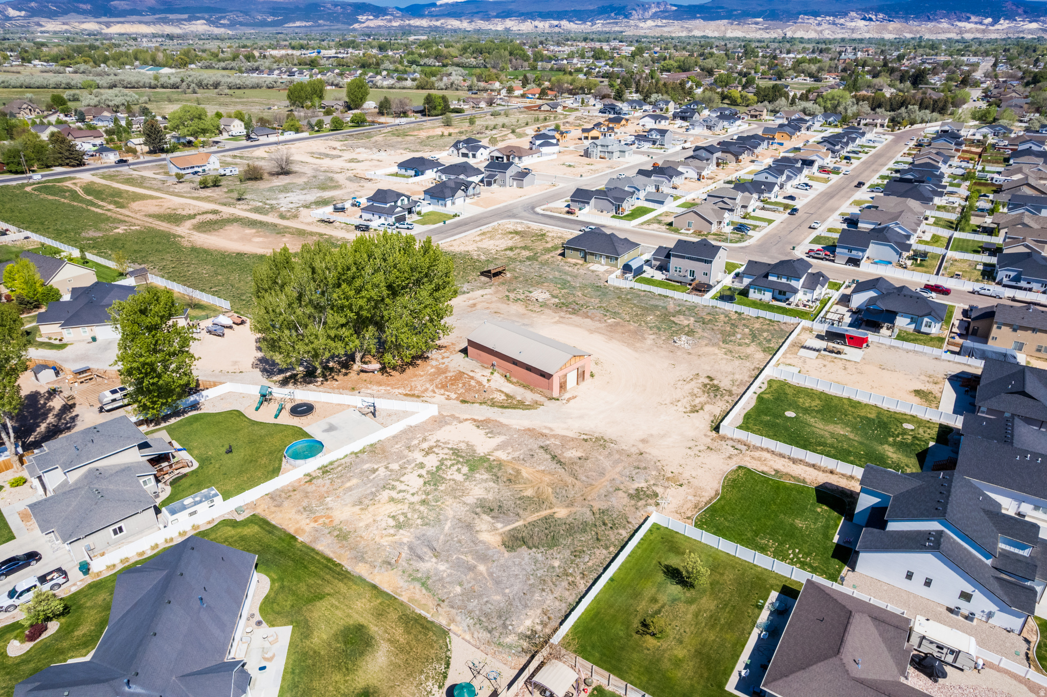 ASHLEY ESTATES - Land