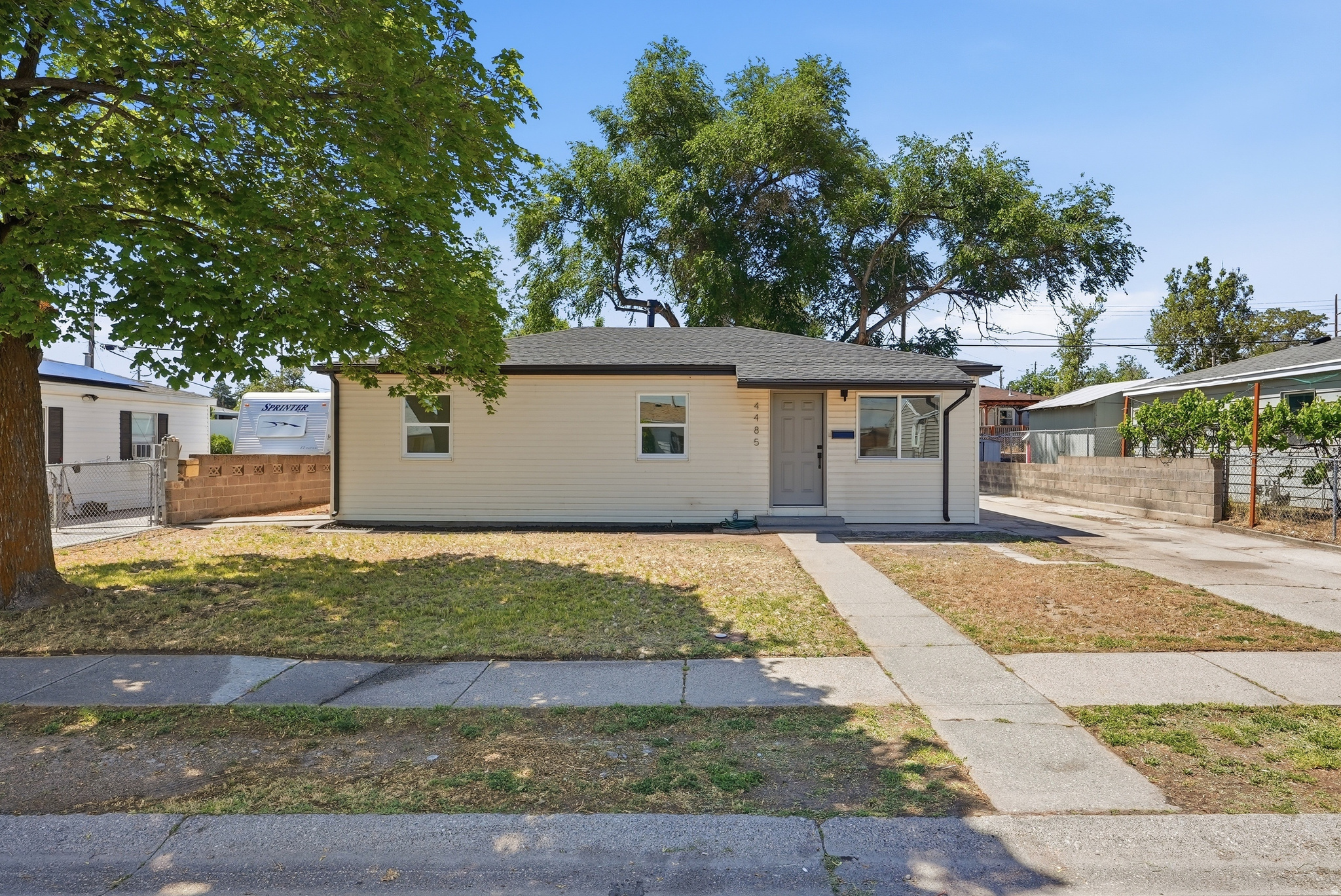 HOFFMAN HEIGHTS - Residential