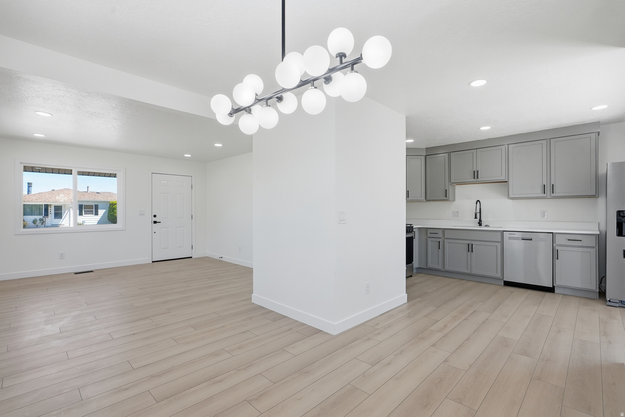HOFFMAN HEIGHTS - Residential