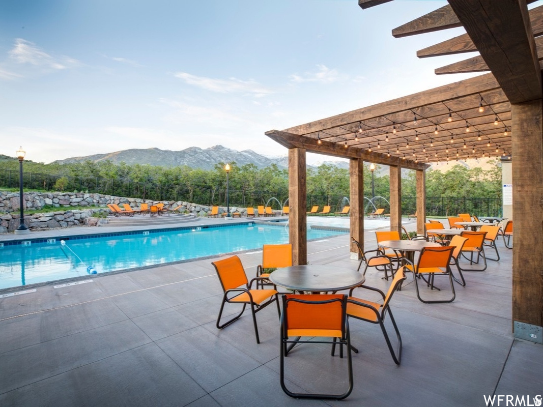 SKYE ESTATES - Residential
