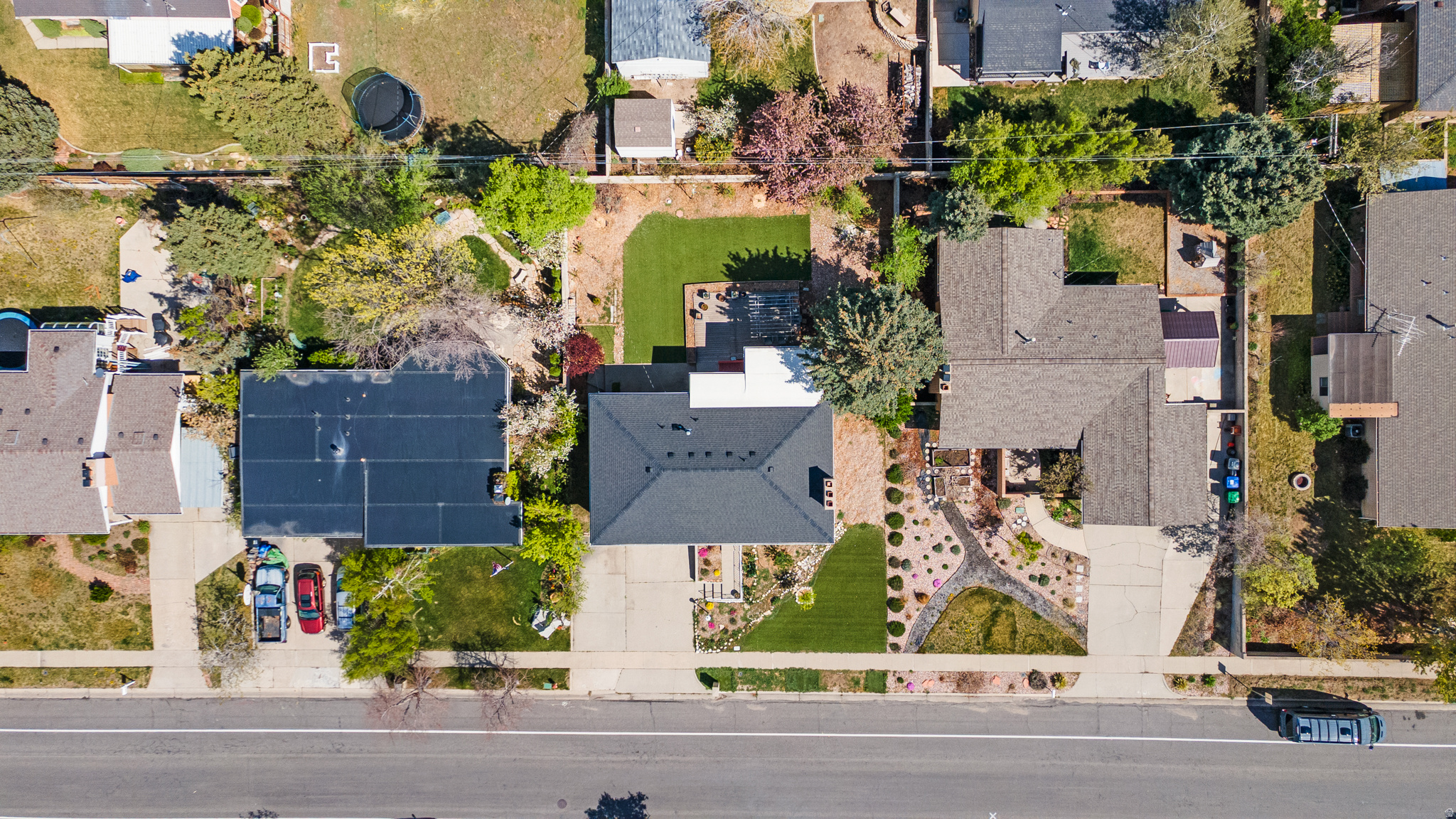 PONDORAY PARK - Residential