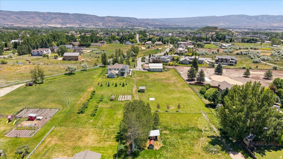 FARM MEADOWS - Land