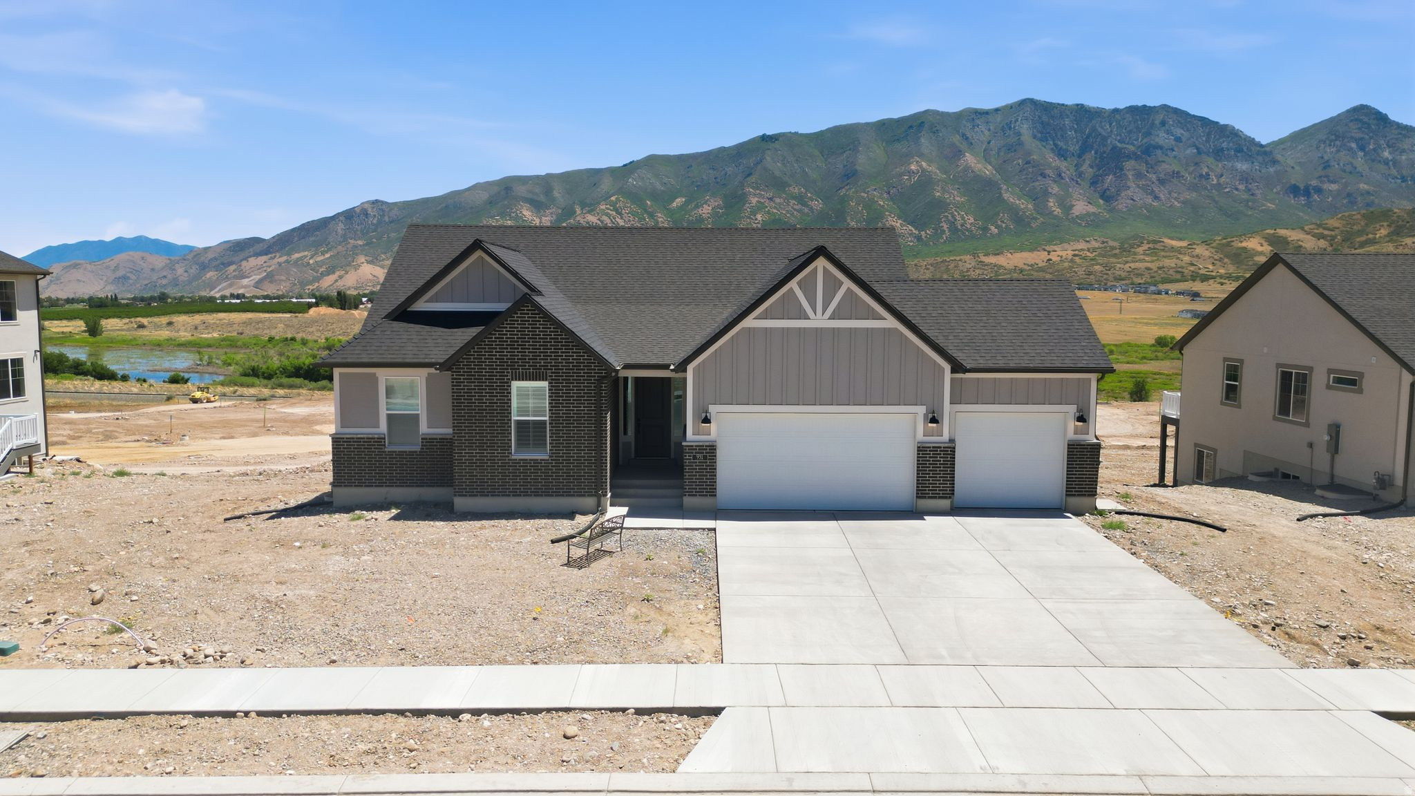 TANNER FLATS 23 - Residential