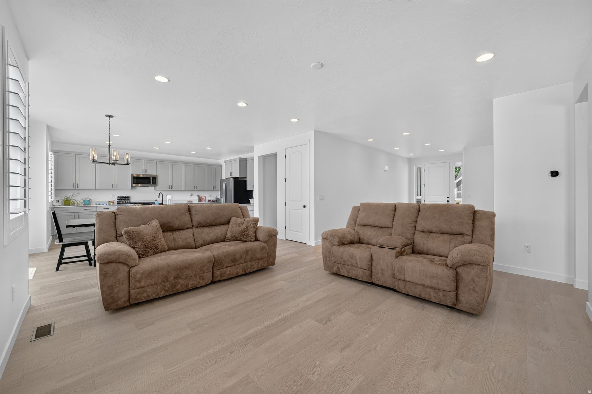 TANNER FLATS 23 - Residential
