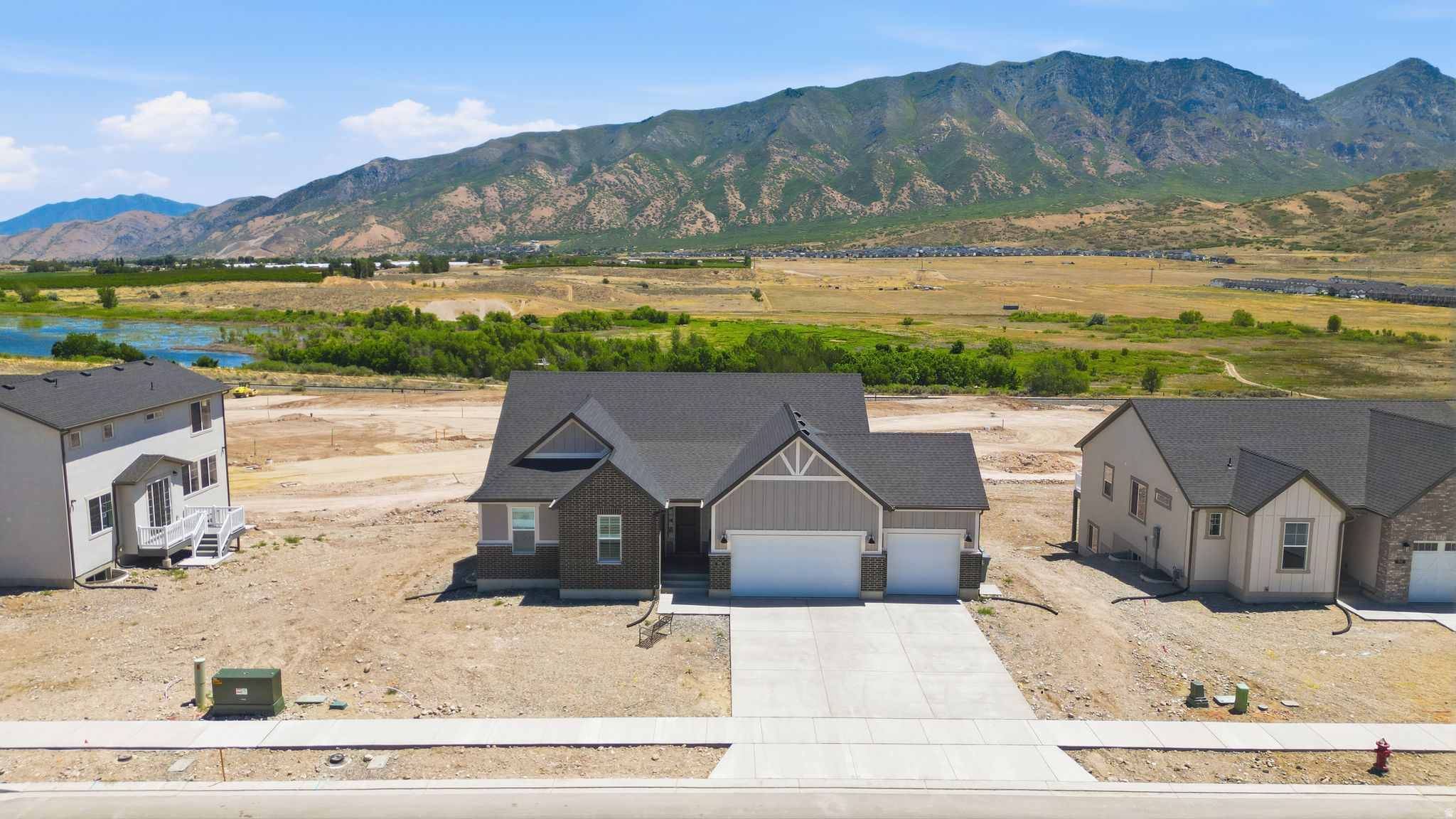 TANNER FLATS 23 - Residential