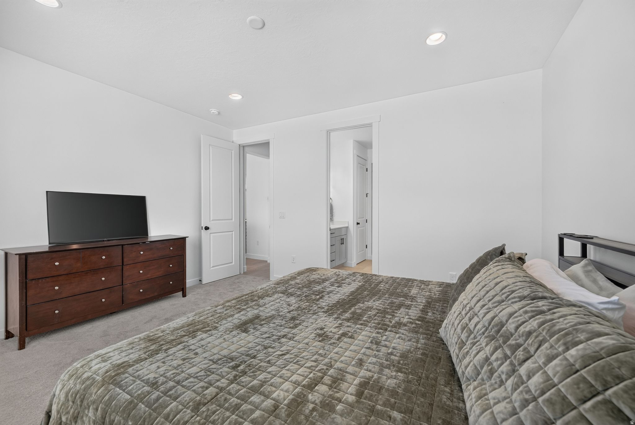 TANNER FLATS 23 - Residential