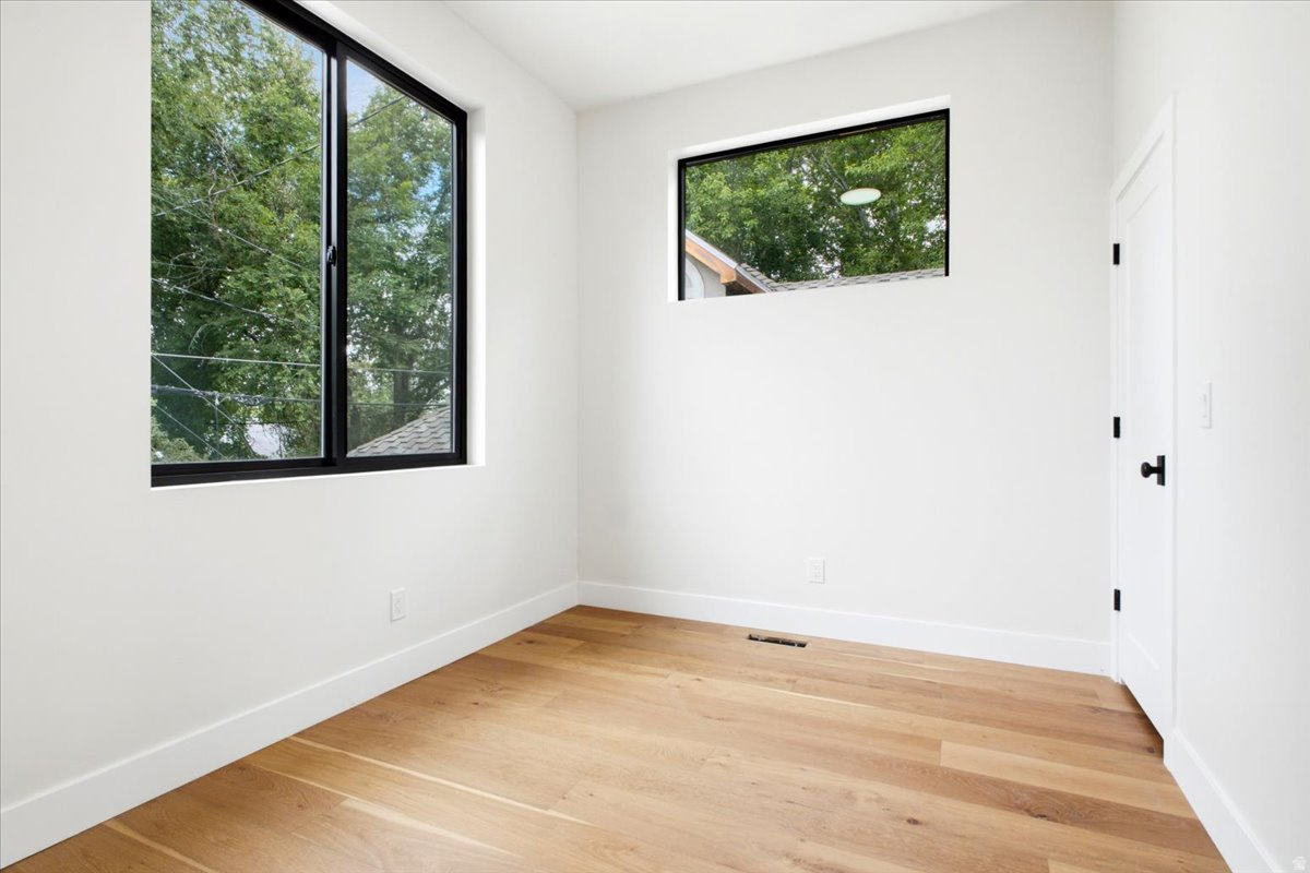 HAMPTONS - Residential