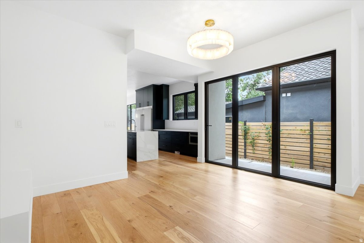 HAMPTONS - Residential