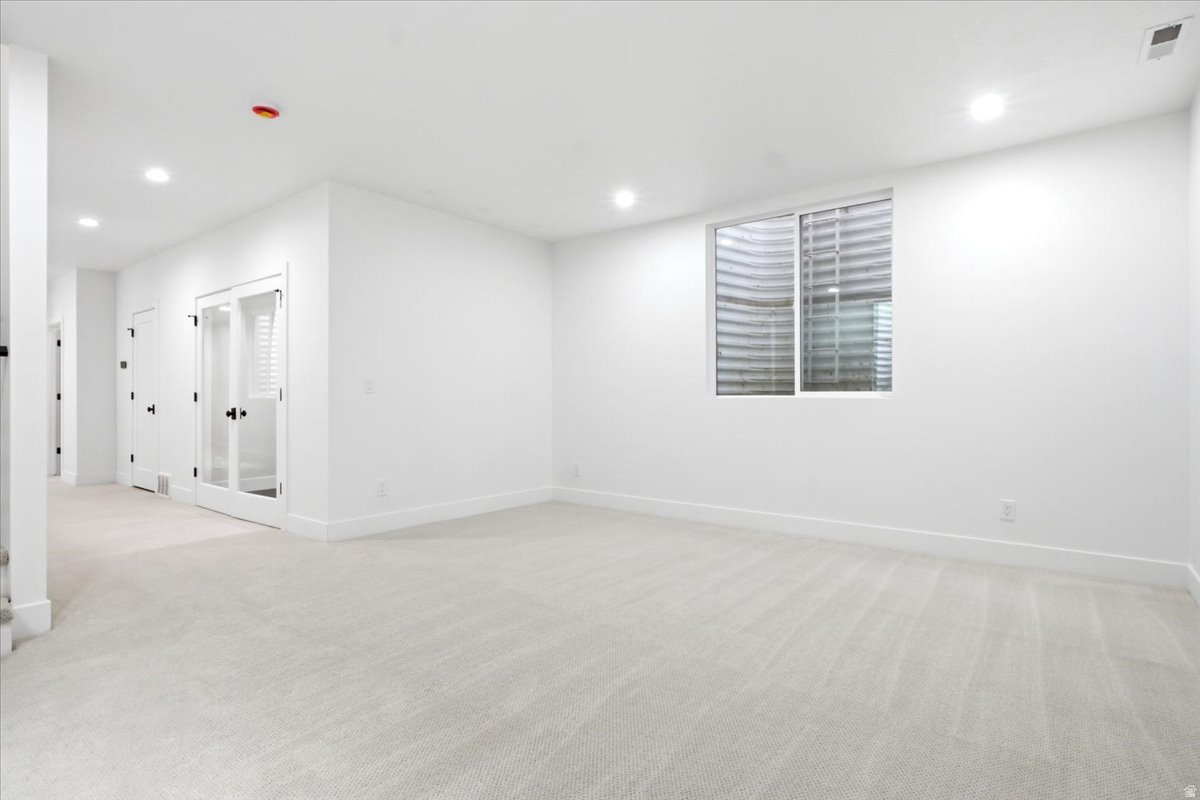 HAMPTONS - Residential