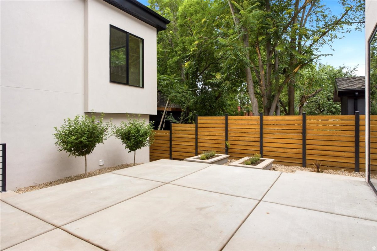 HAMPTONS - Residential