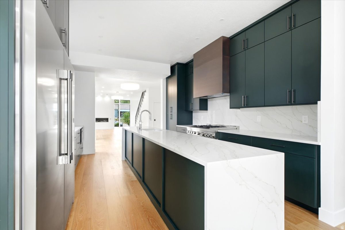 HAMPTONS - Residential