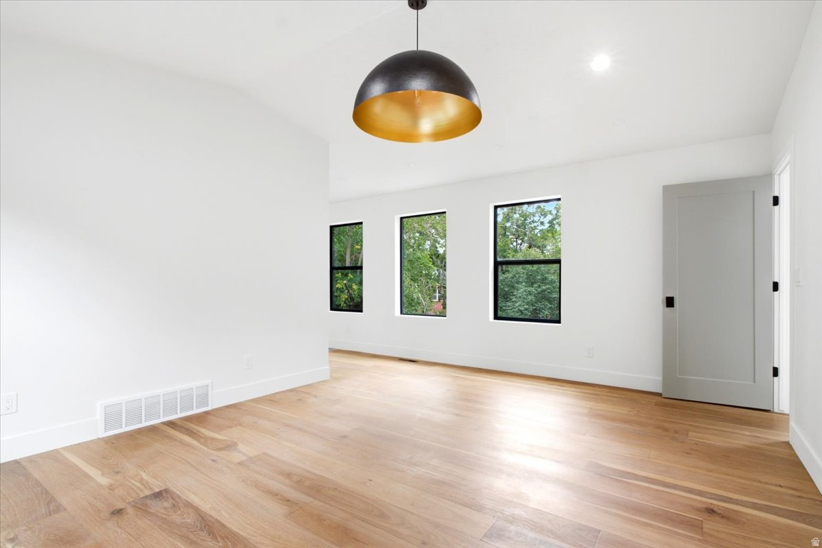 HAMPTONS - Residential