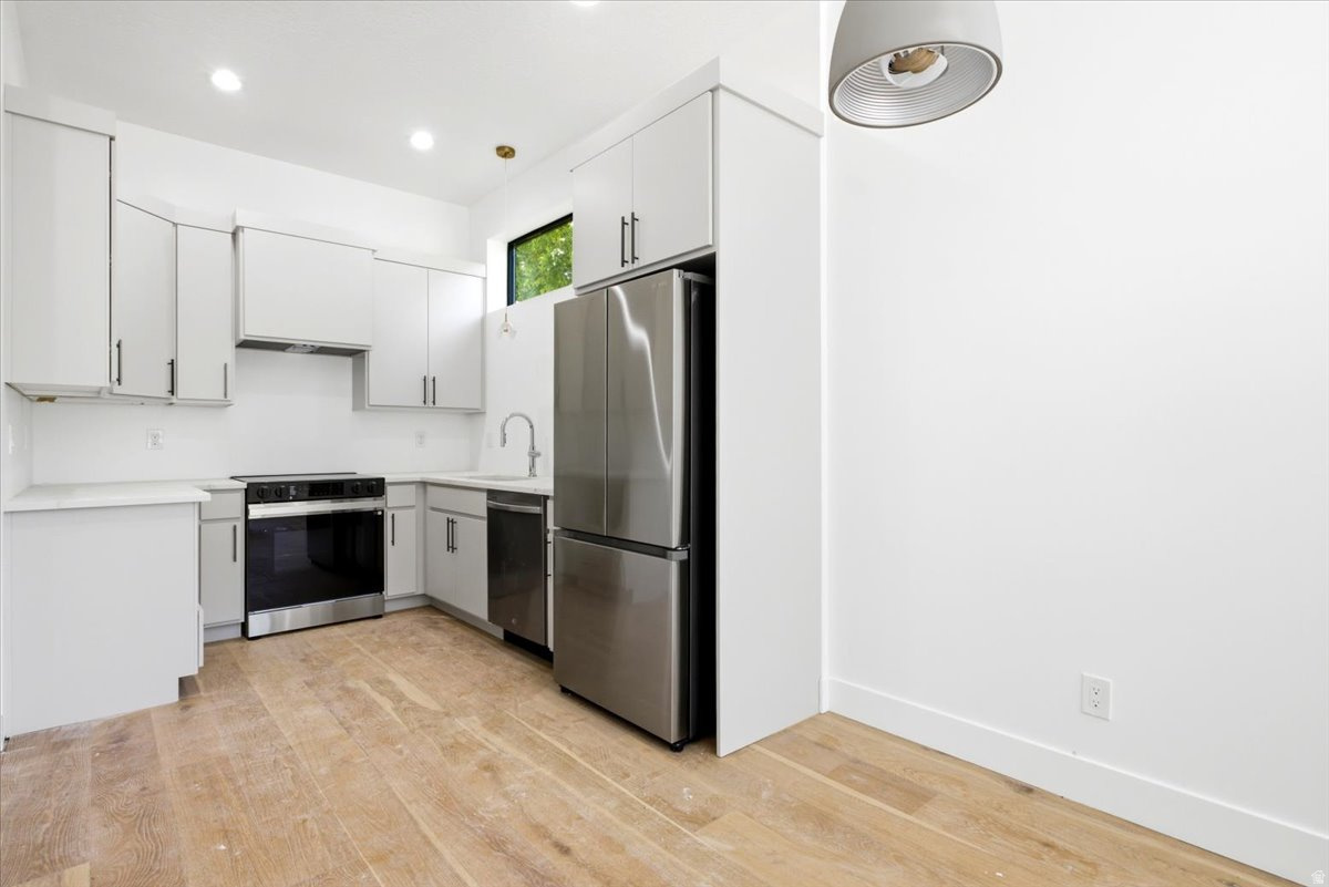 HAMPTONS - Residential