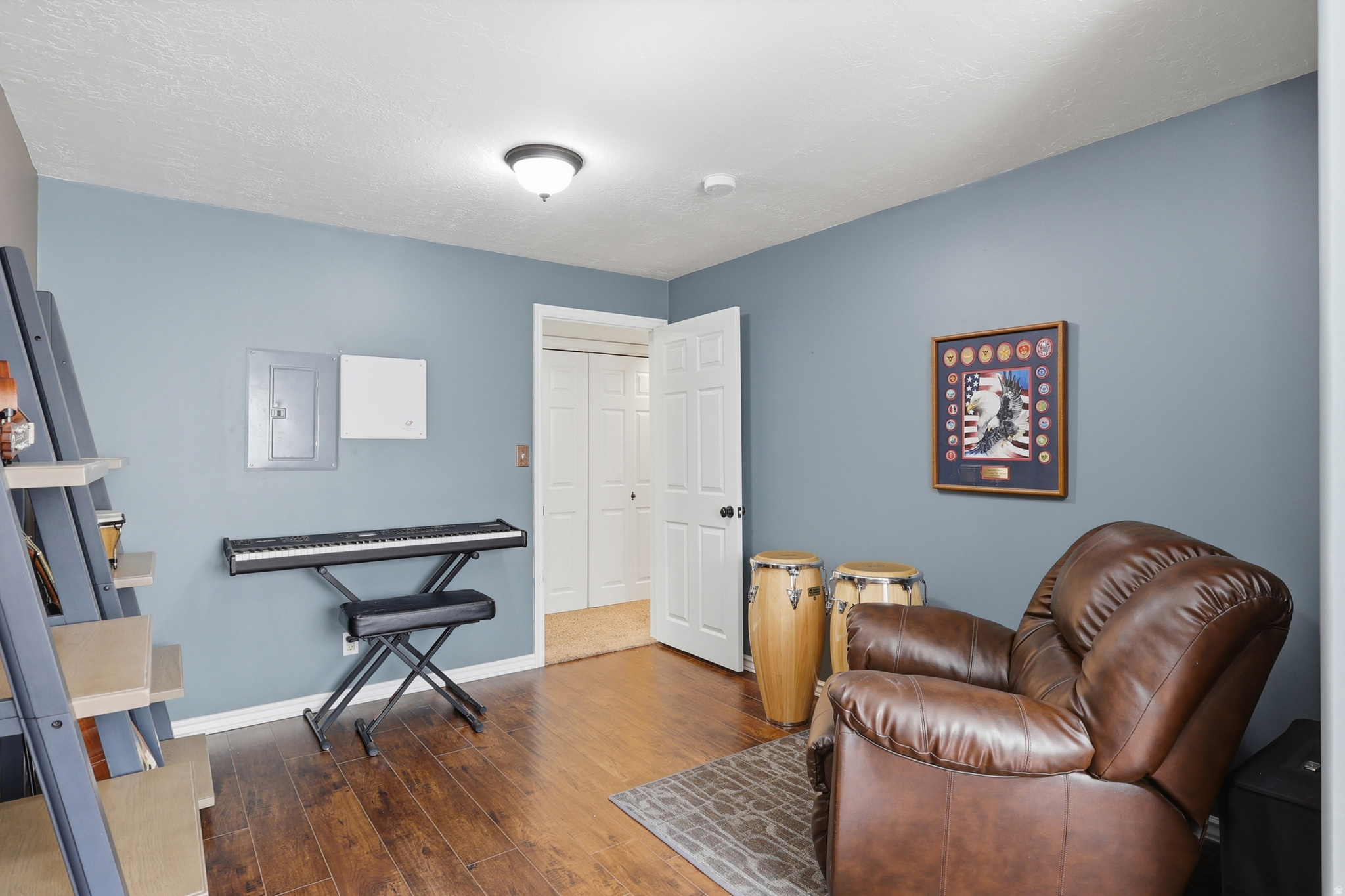 ABBIE COURT - Residential