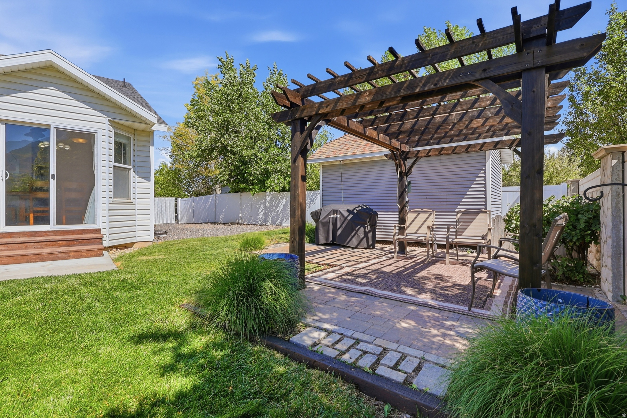 ABBIE COURT - Residential