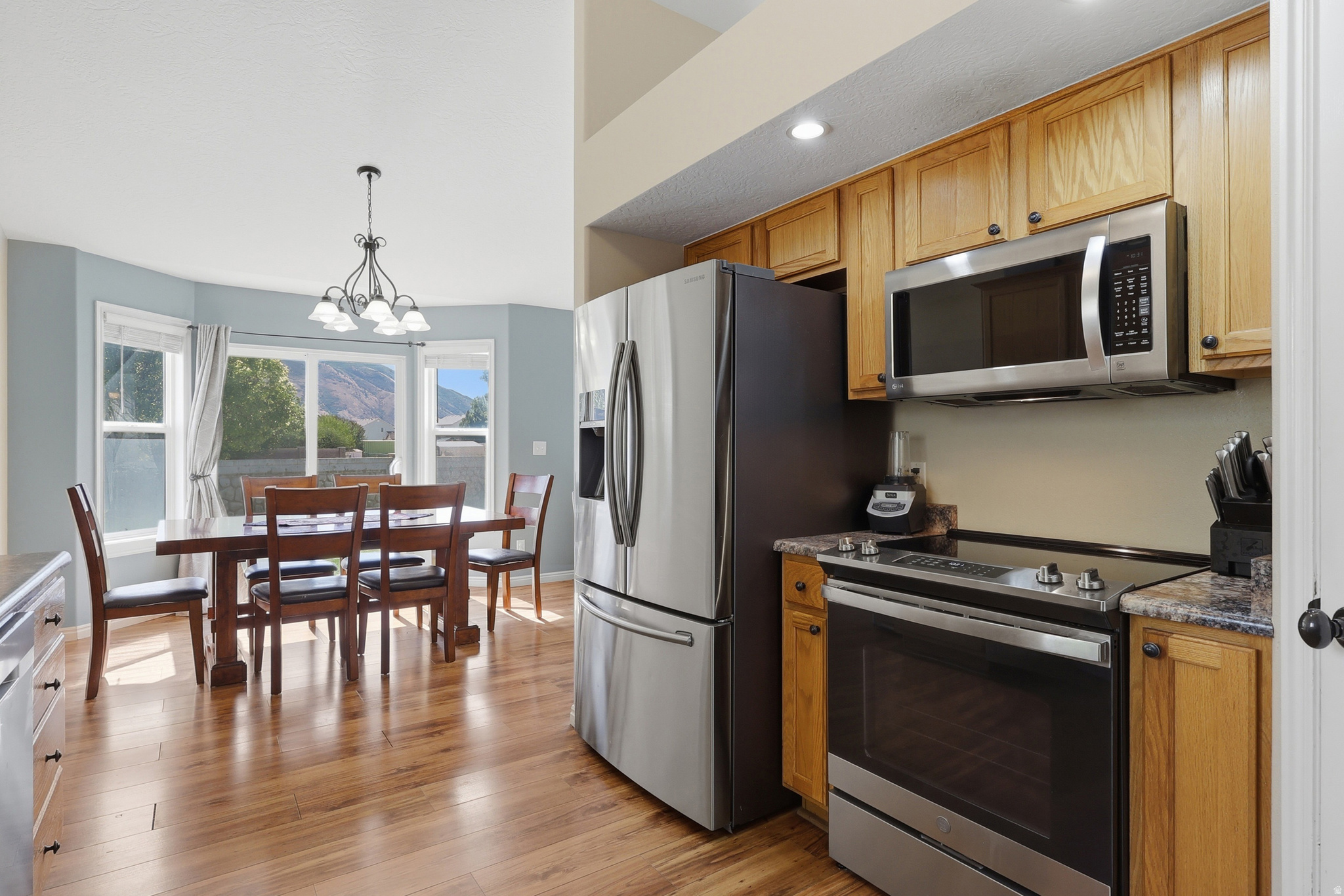 ABBIE COURT - Residential