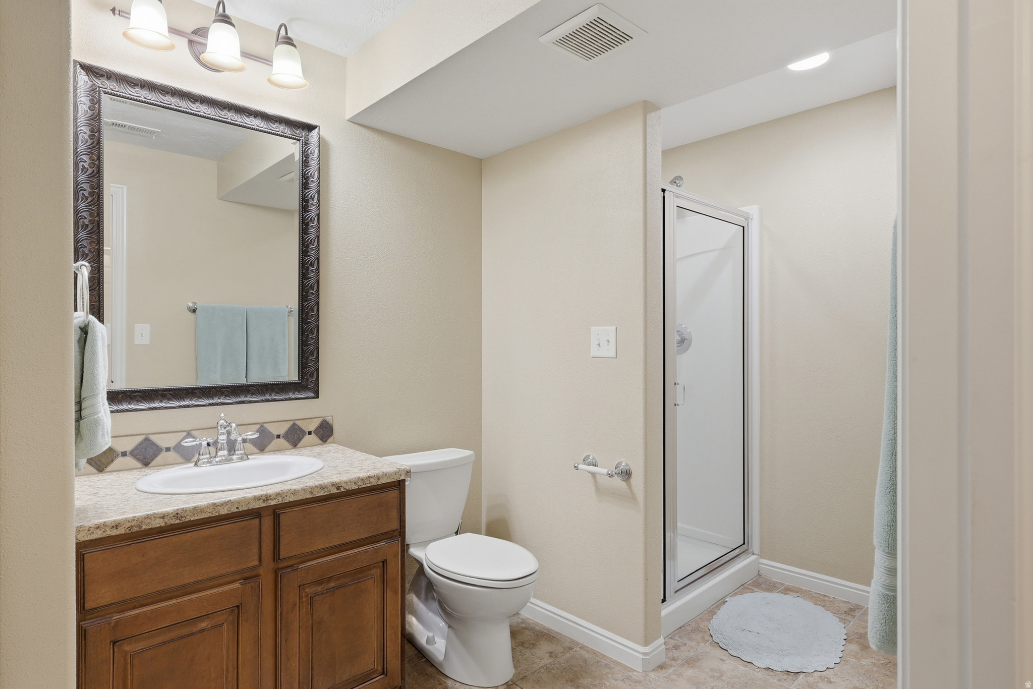 ABBIE COURT - Residential