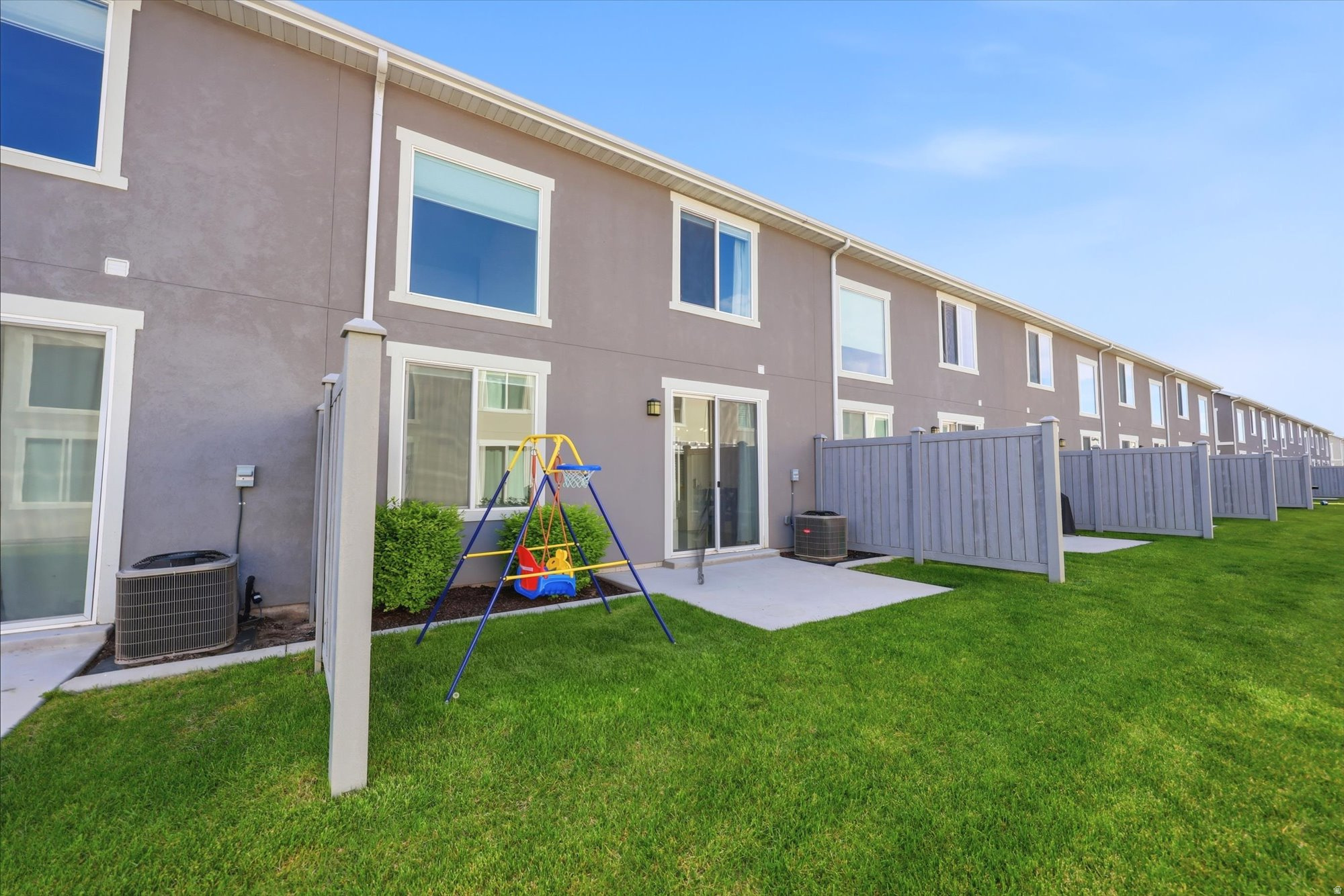 LAKEVIEW FIELDS - Residential