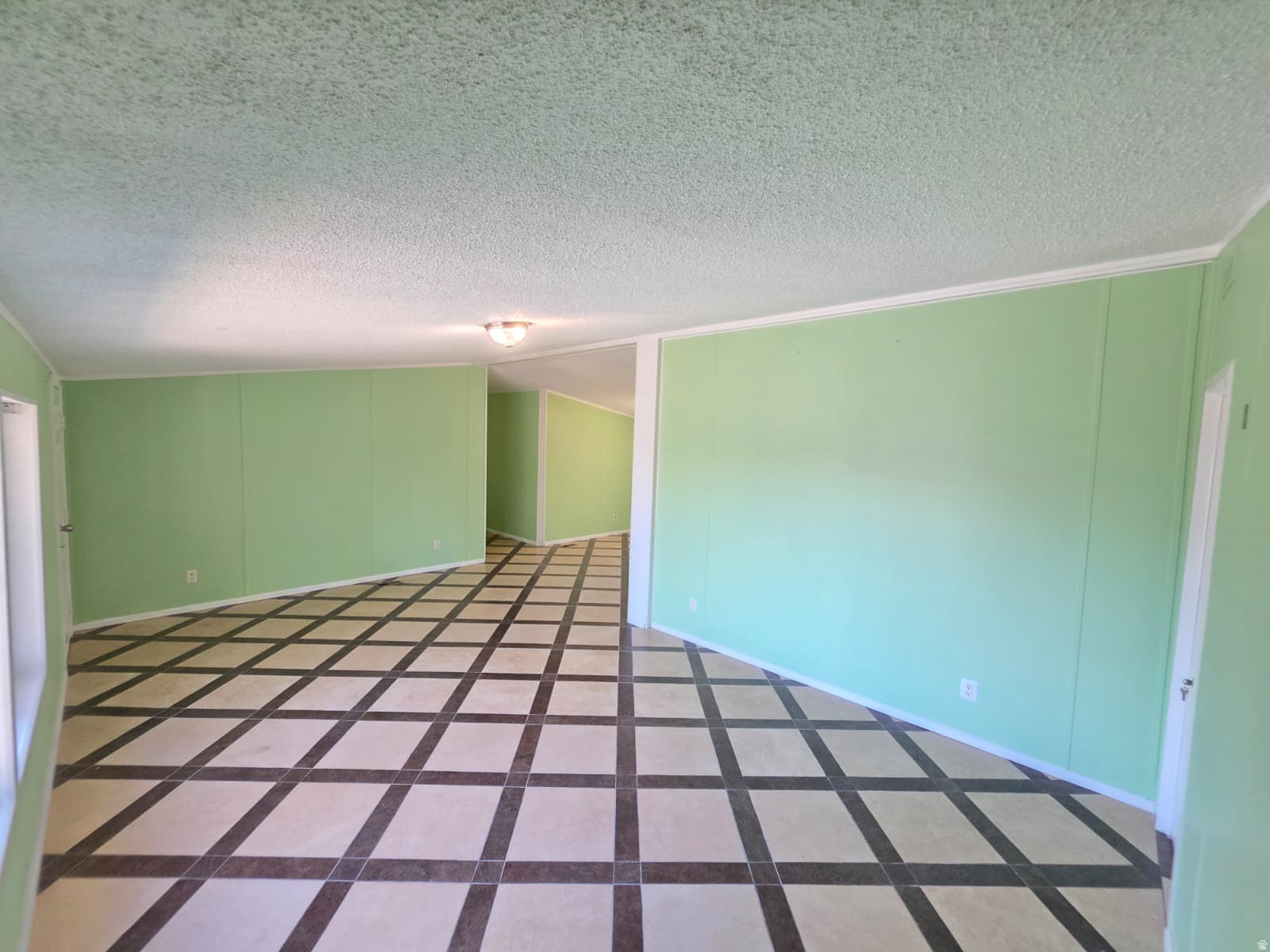 MOUNTAIN VIEW - Residential