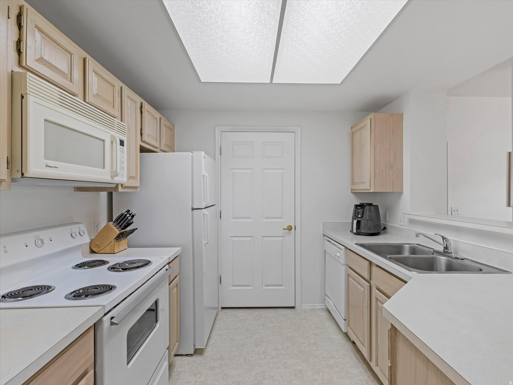 CANYON CREEK - Residential