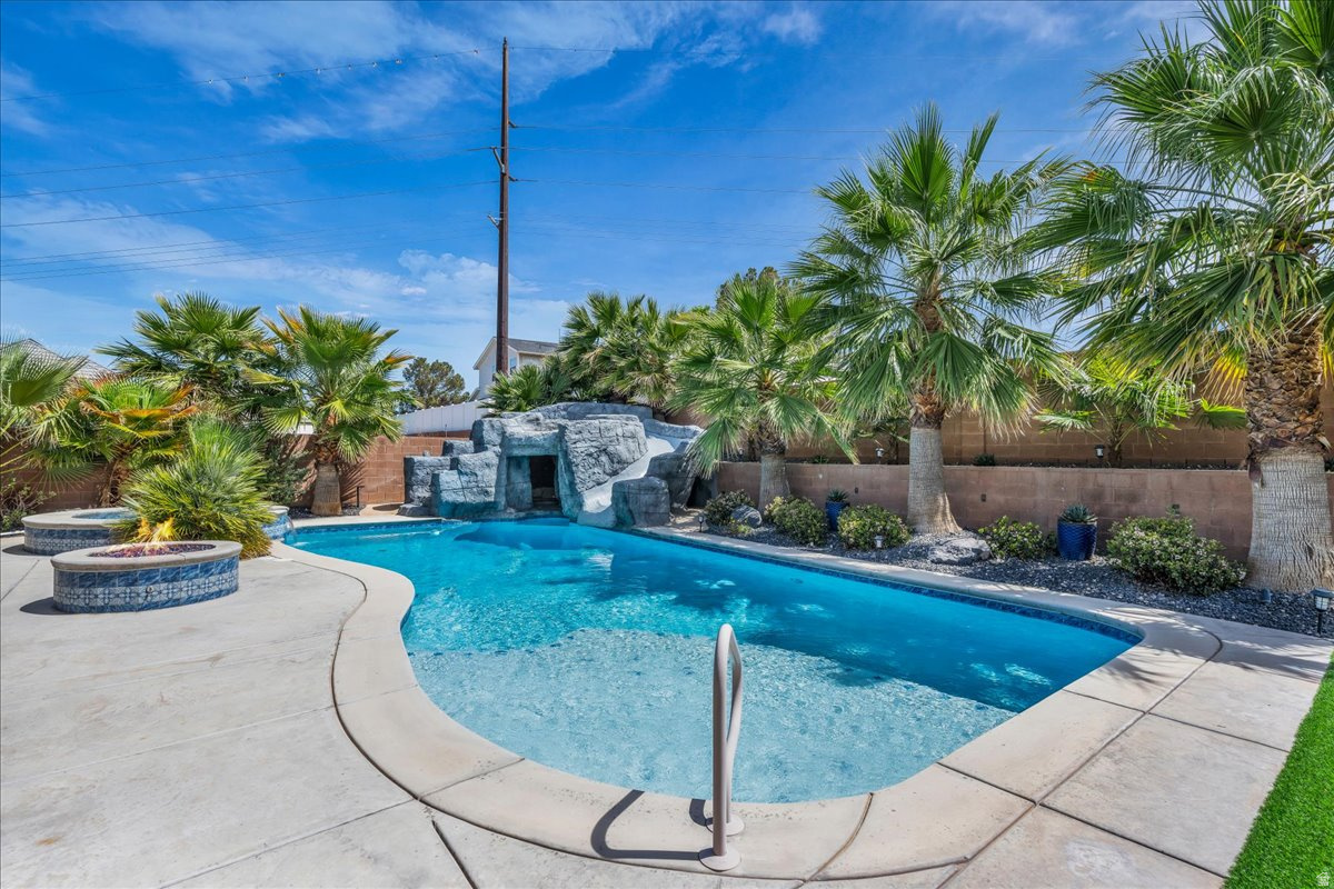 COVE AT LITTLE VALLEY PH 2 - Residential