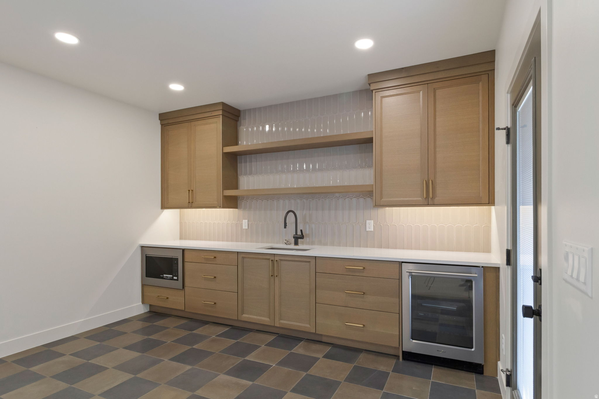 CHESTNUT FARMS - Residential