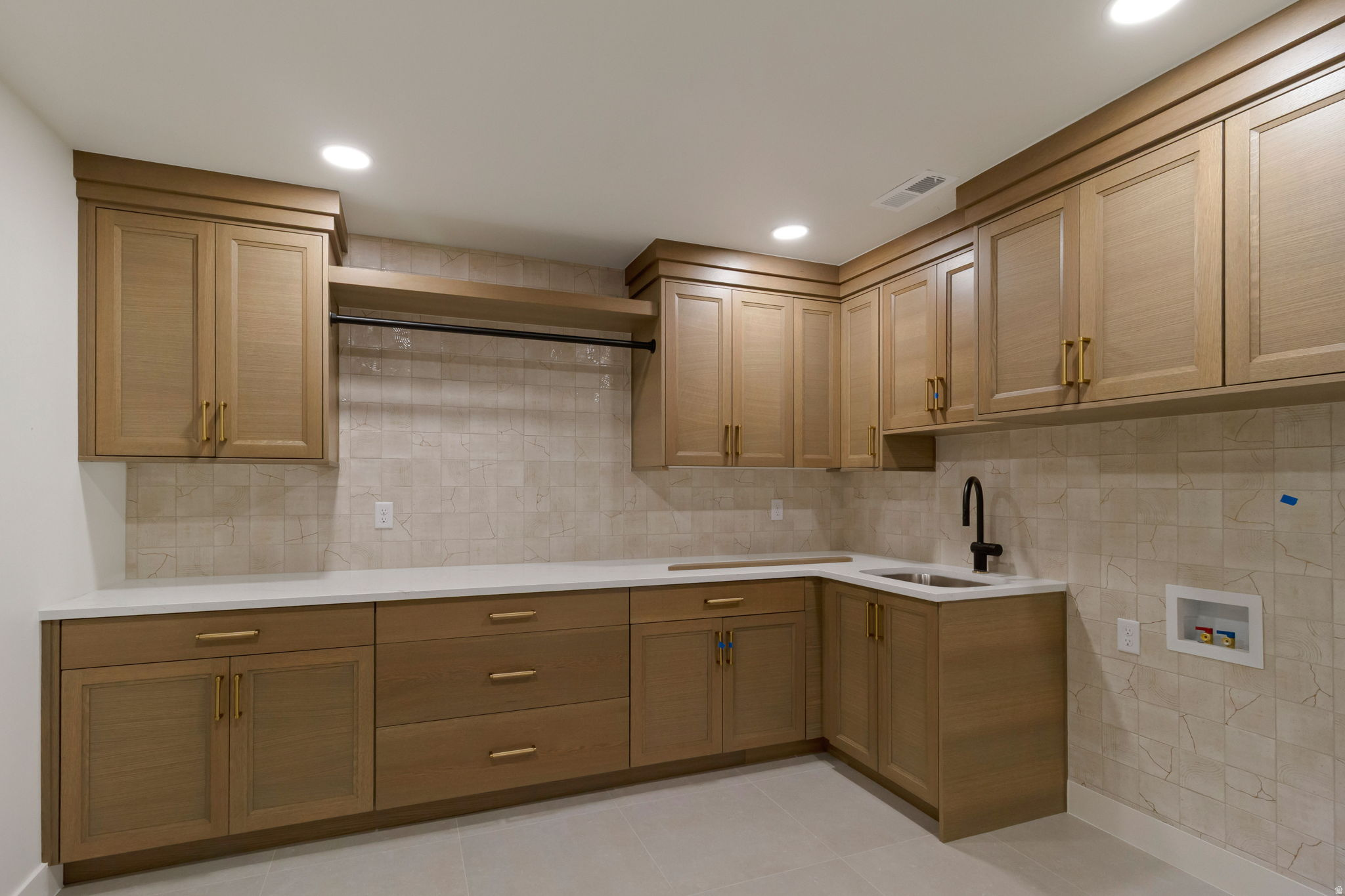 CHESTNUT FARMS - Residential