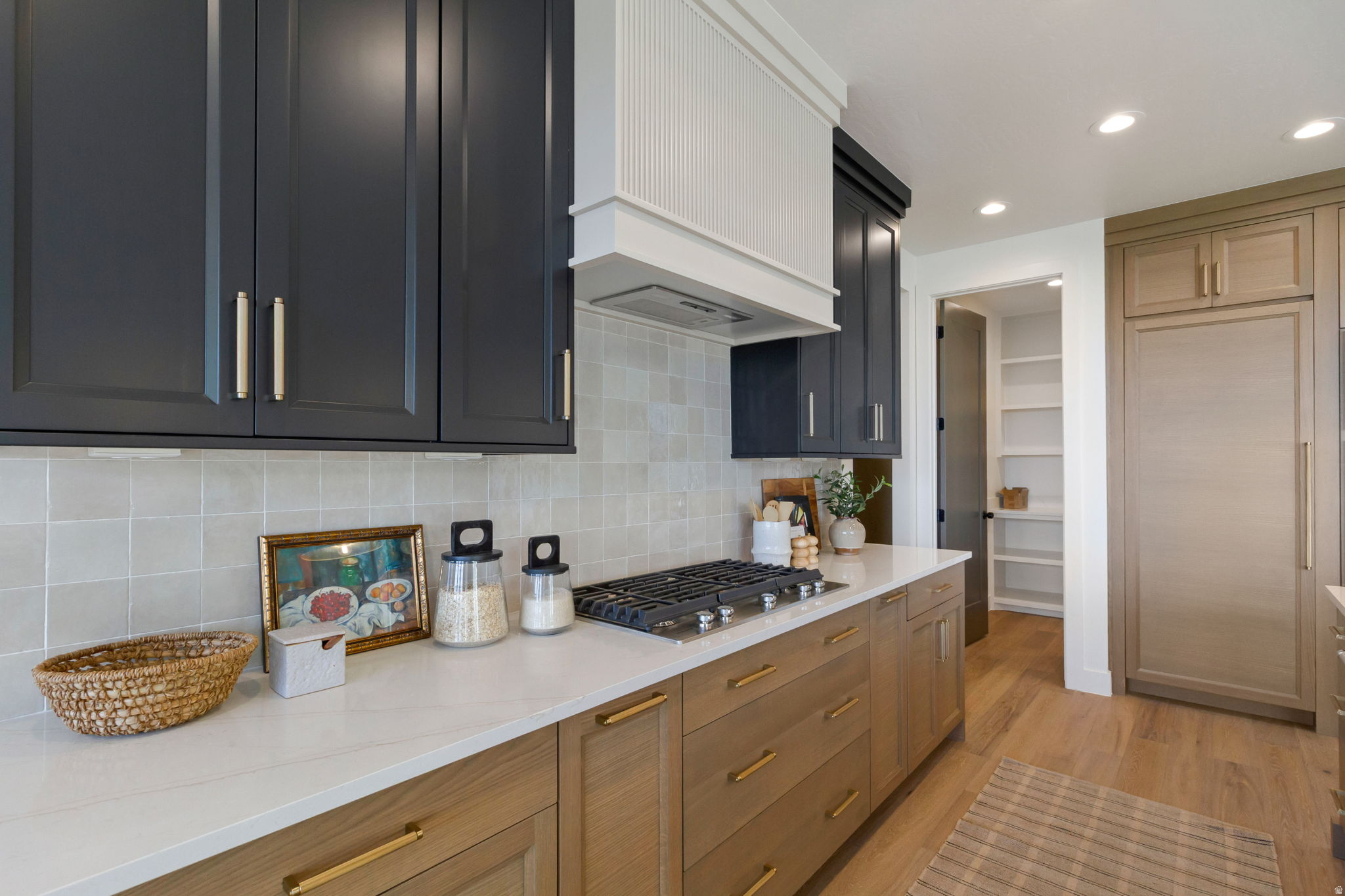 CHESTNUT FARMS - Residential