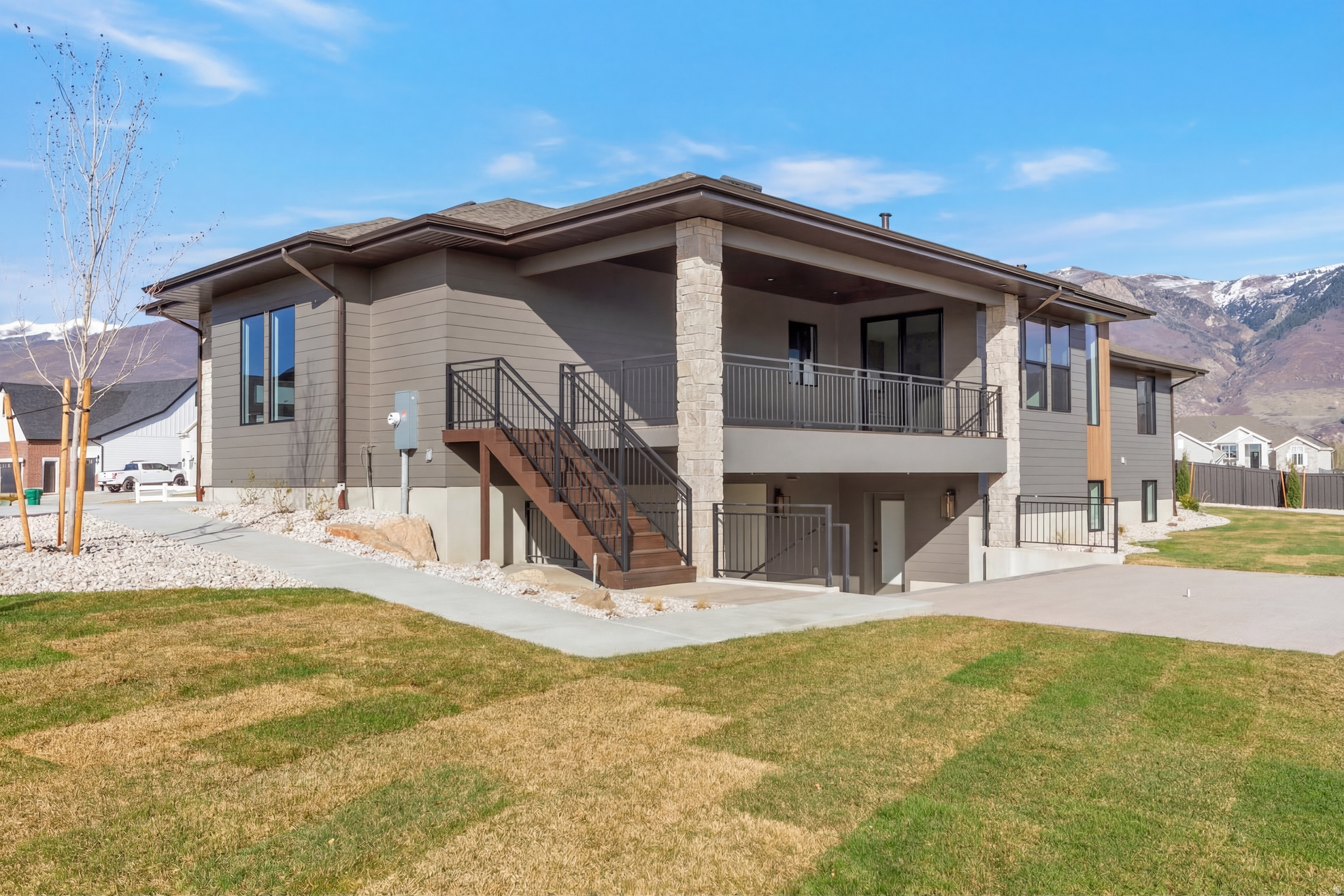 CHESTNUT FARMS - Residential