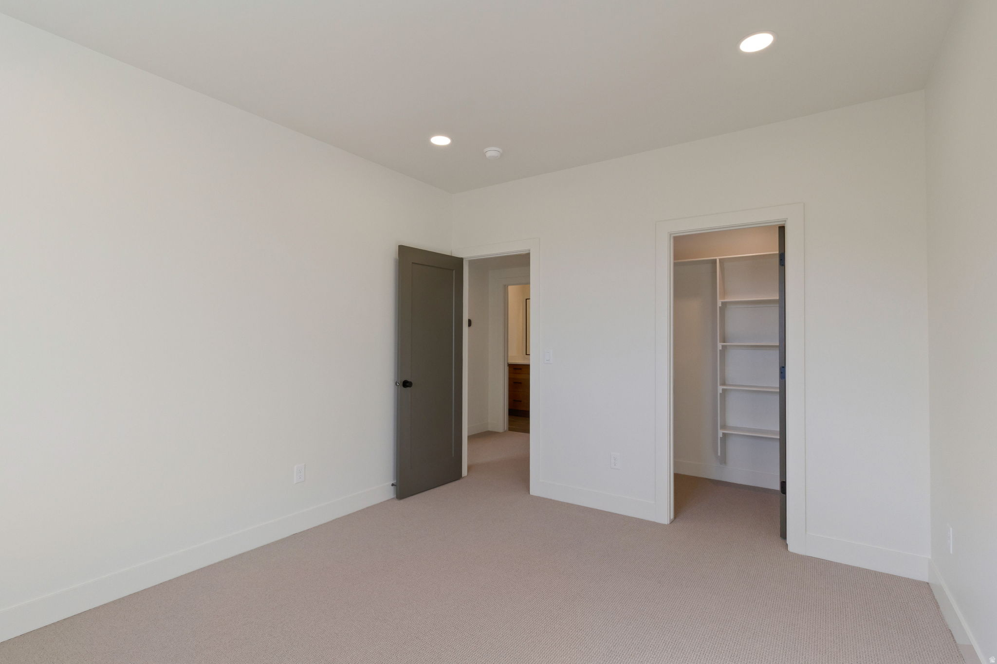 CHESTNUT FARMS - Residential