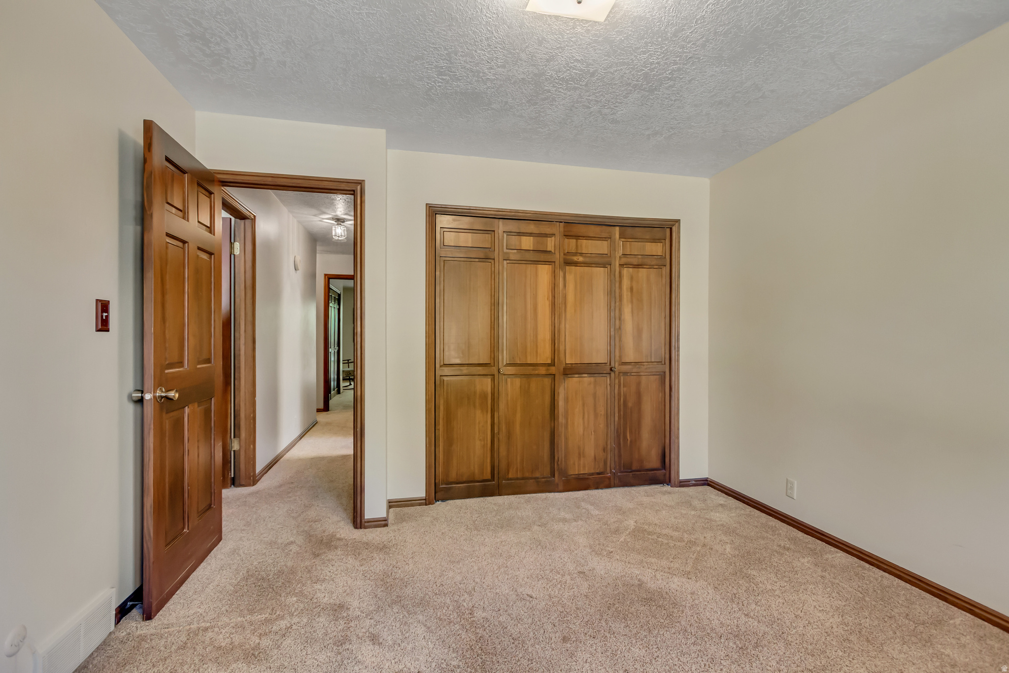 SHADOW VALLEY ESTATES - Residential