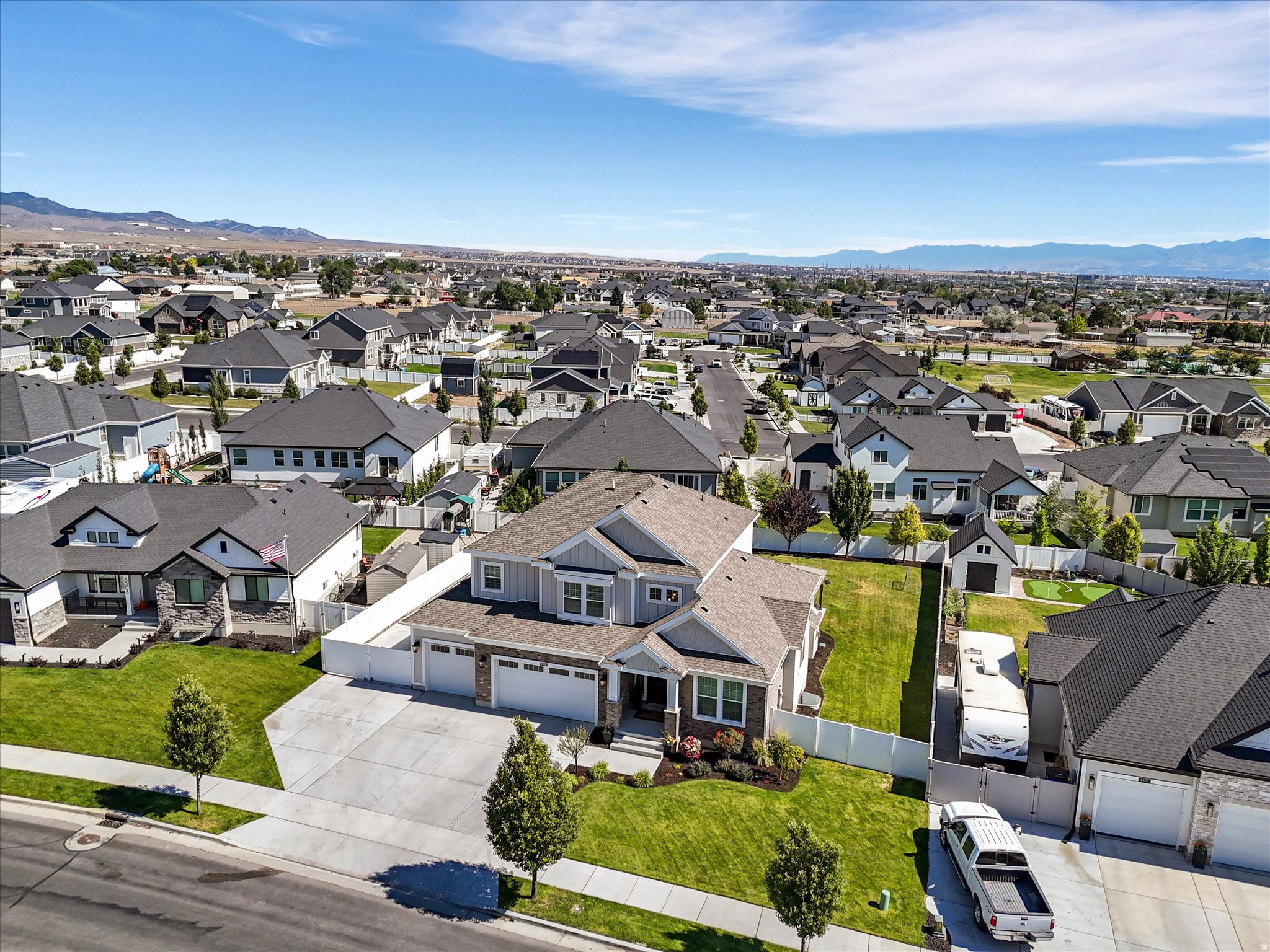 JUNIPER ESTATES - Residential