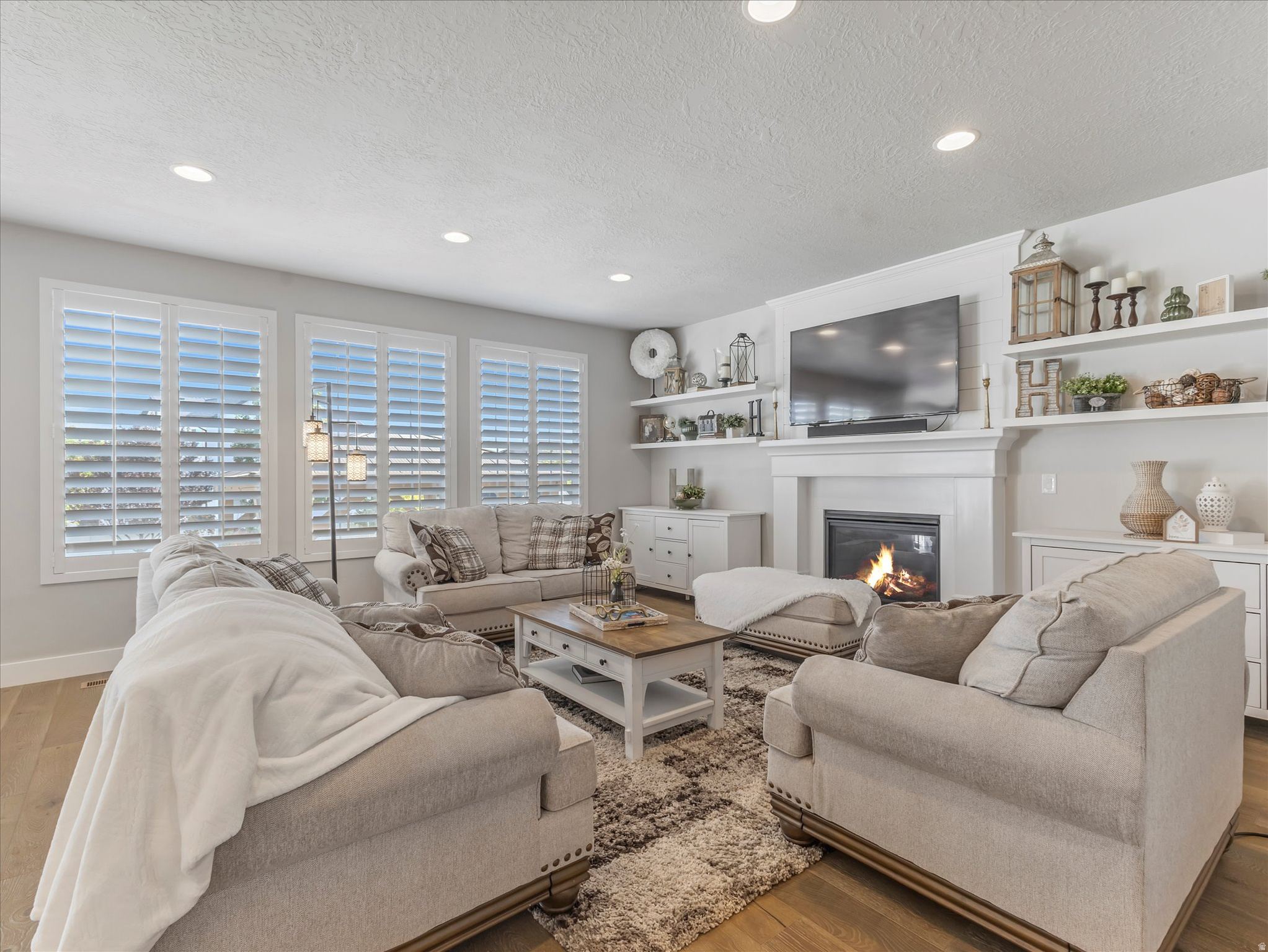 JUNIPER ESTATES - Residential