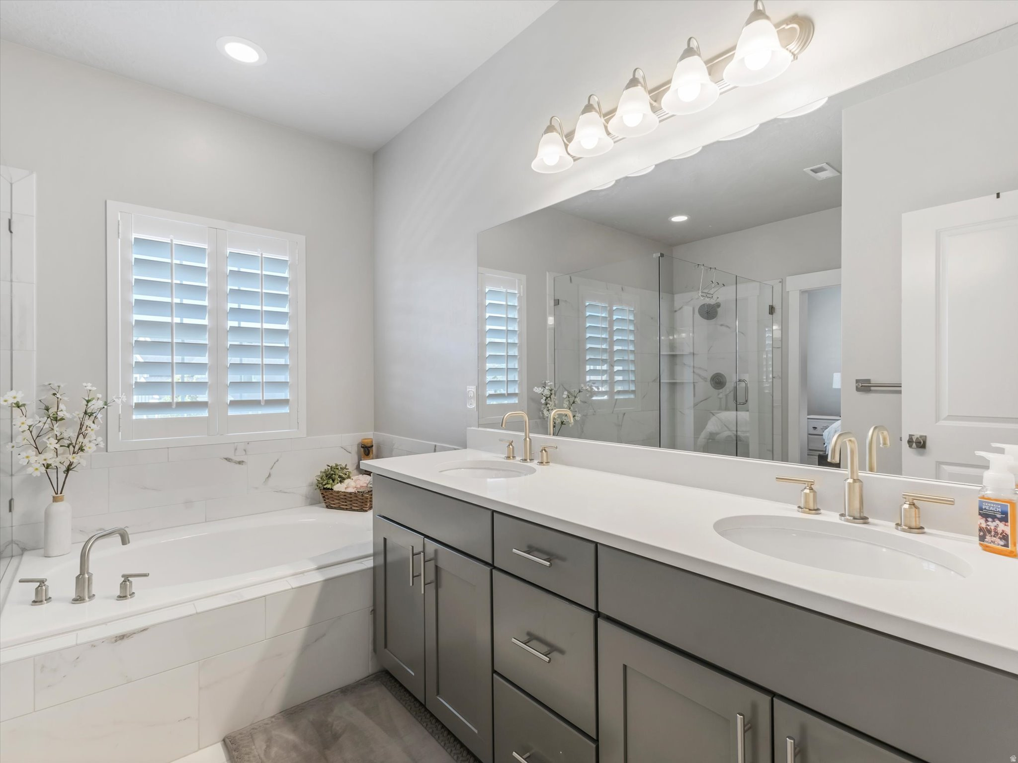 JUNIPER ESTATES - Residential