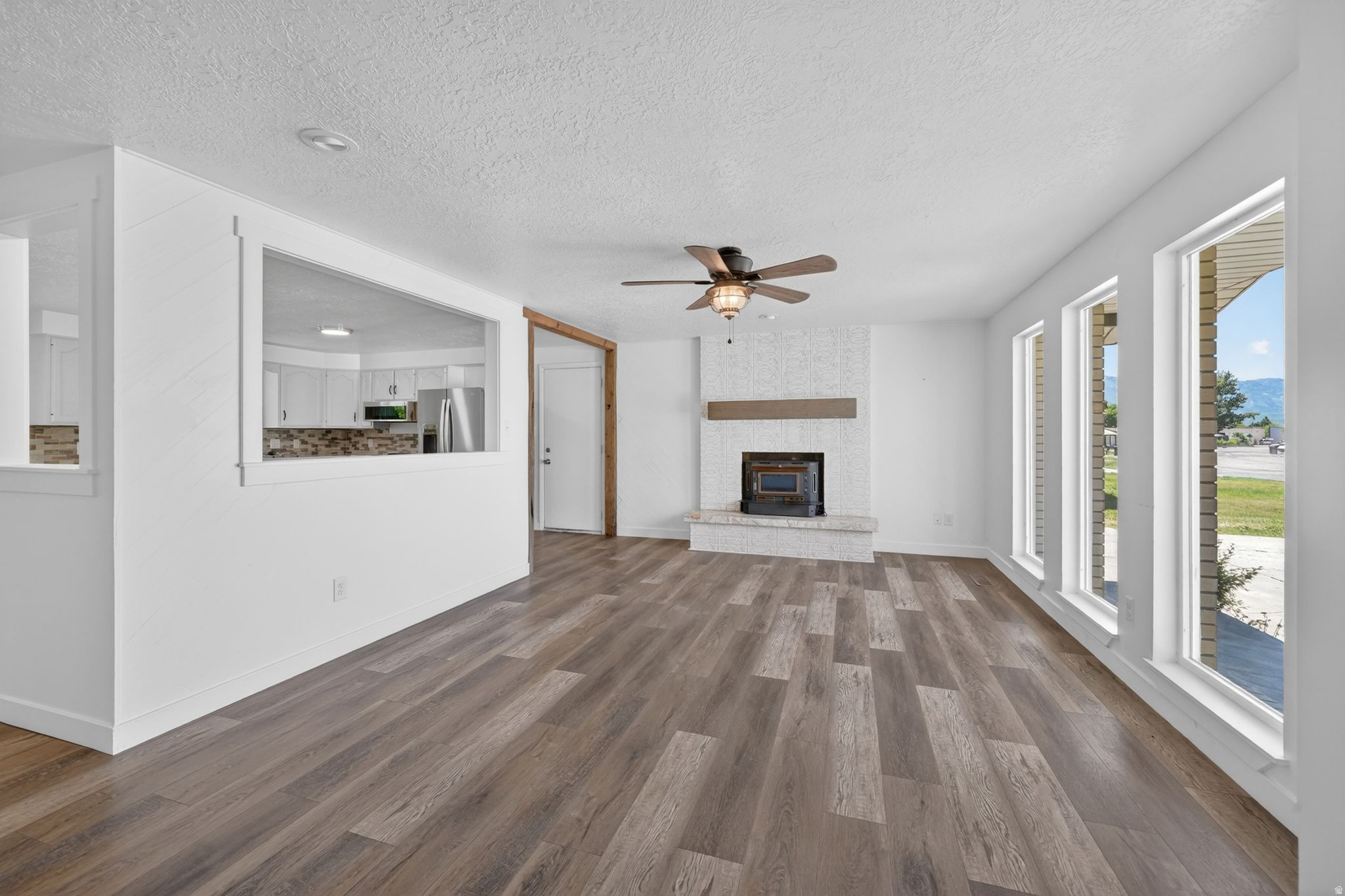 WATERFRONT/WEBER RIV - Residential