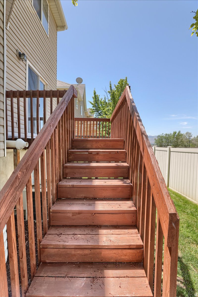 COUNTRY LANE - Residential