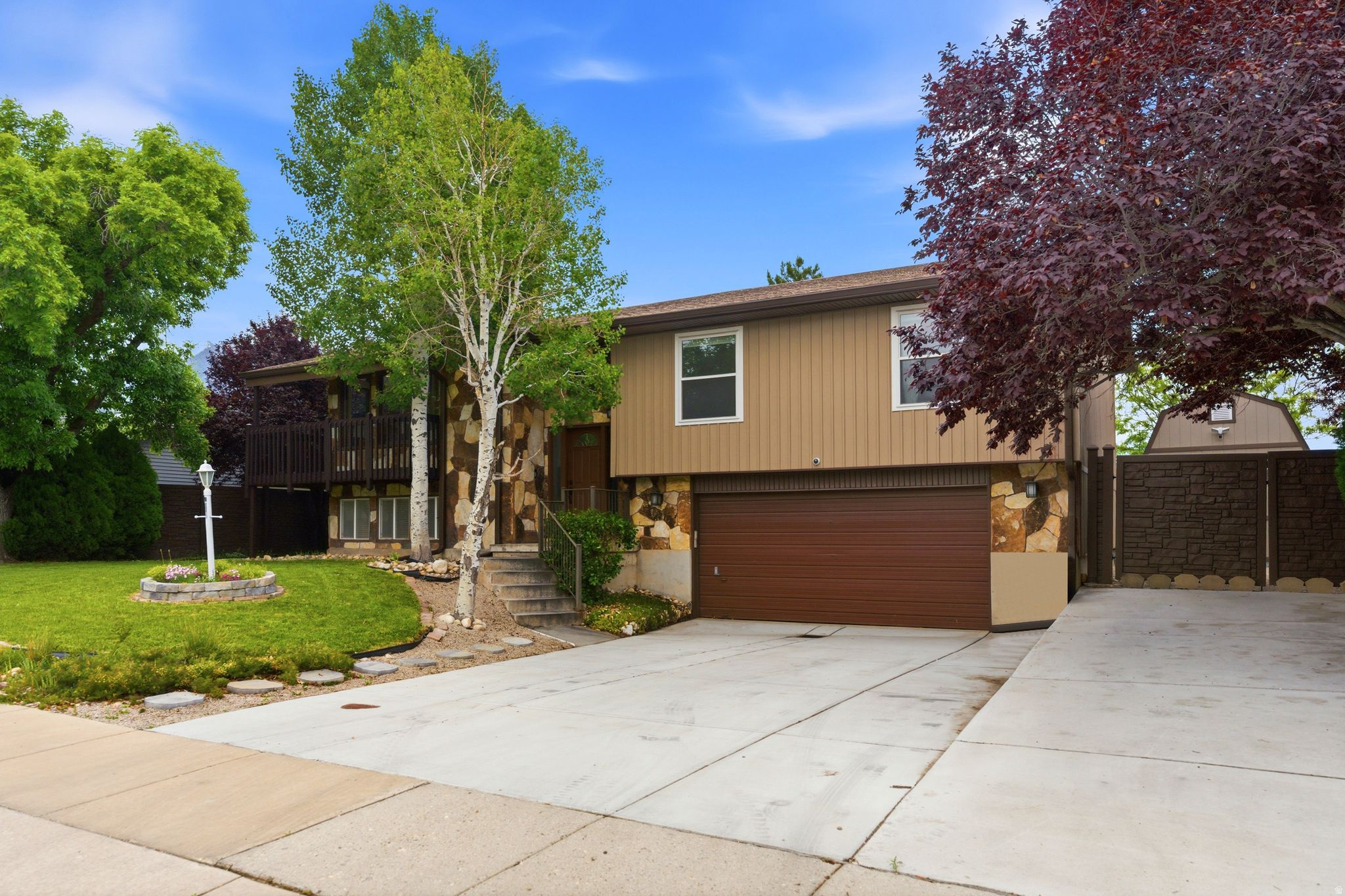 WILLOW CREEK MEADOWS #4 - Residential